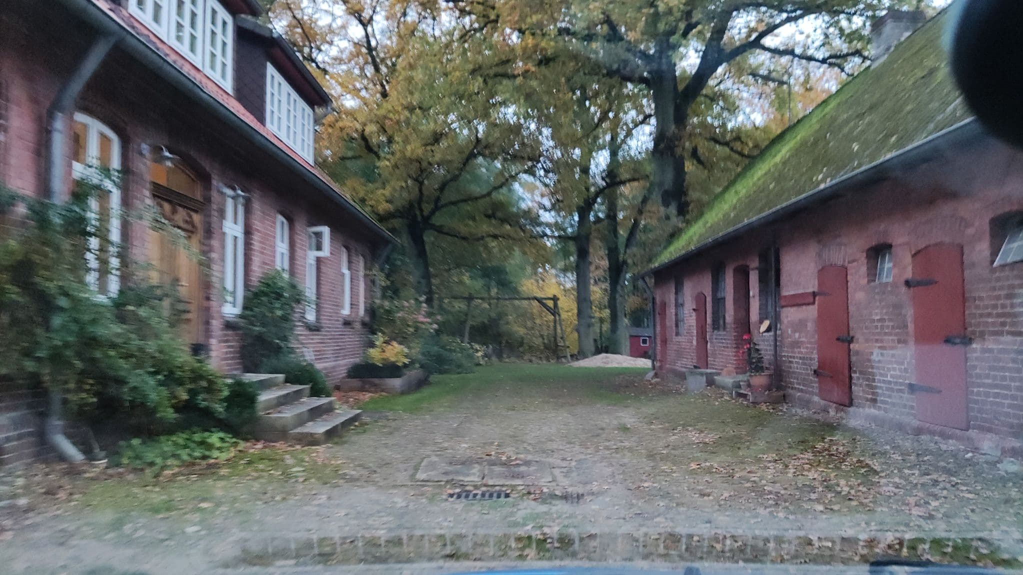 Street view near Winkelhof, Faßberg — © hotteliene (CC BY-SA · Mapillary)