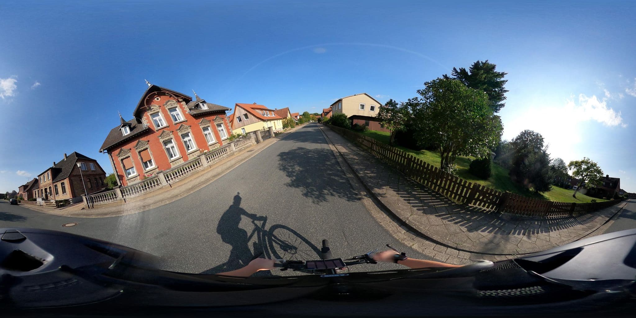 Street view near Pieper`s Gasthaus, Lüder — © Lennzzz (CC BY-SA · Mapillary)