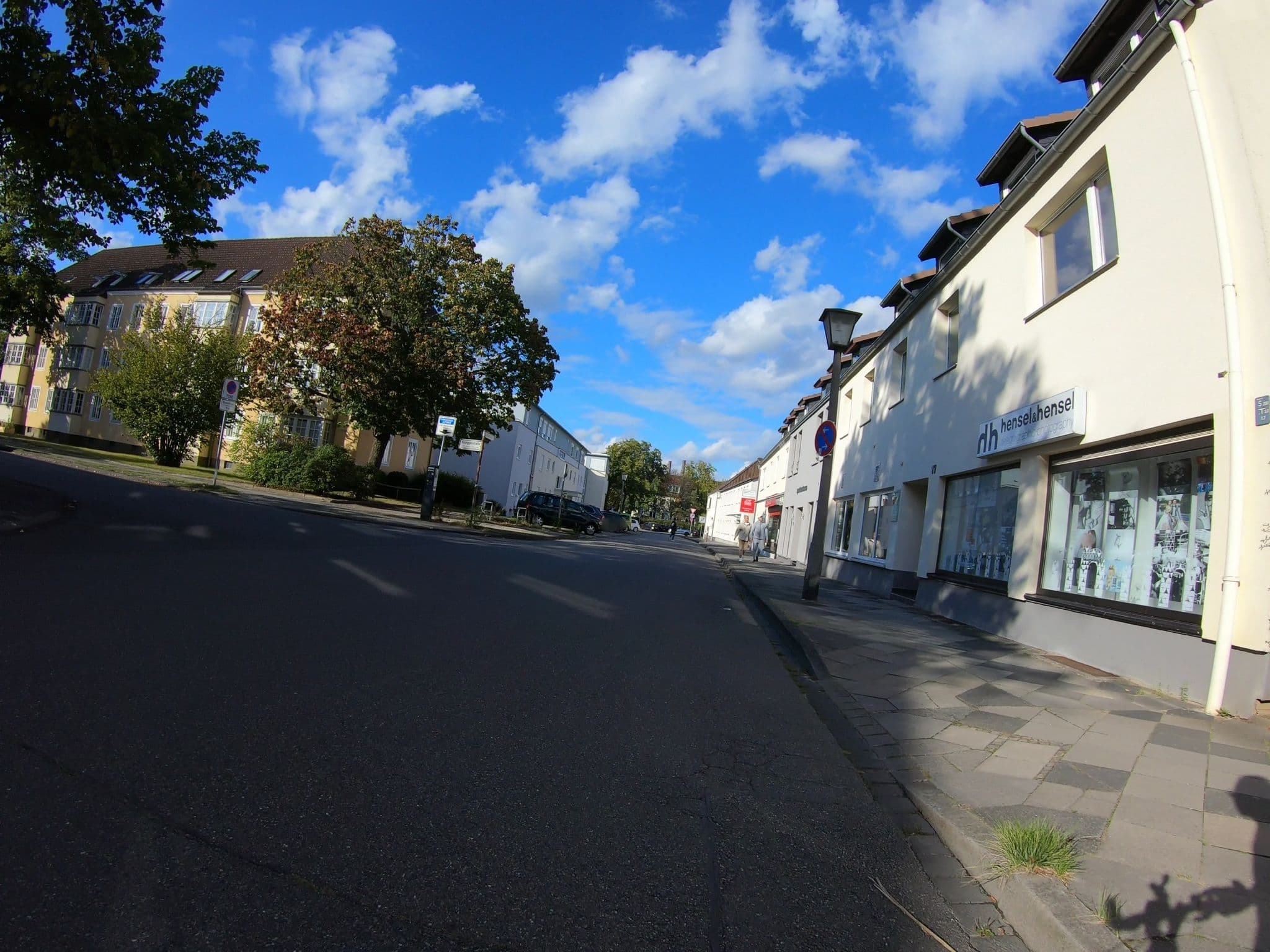 Street view near Apartments&Co, Wolfsburg — © m4p1ll4ry (CC BY-SA · Mapillary)