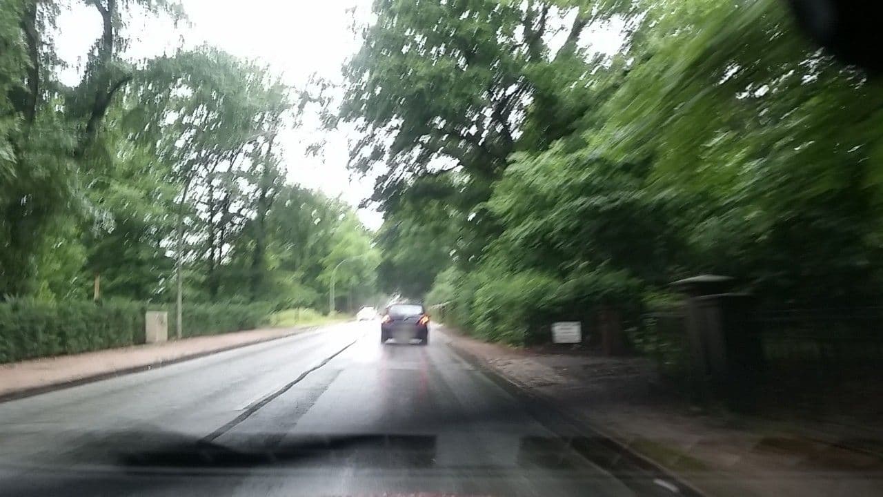 Street view near DBK / AK / H, Nienstedten — © tian (CC BY-SA · Mapillary)