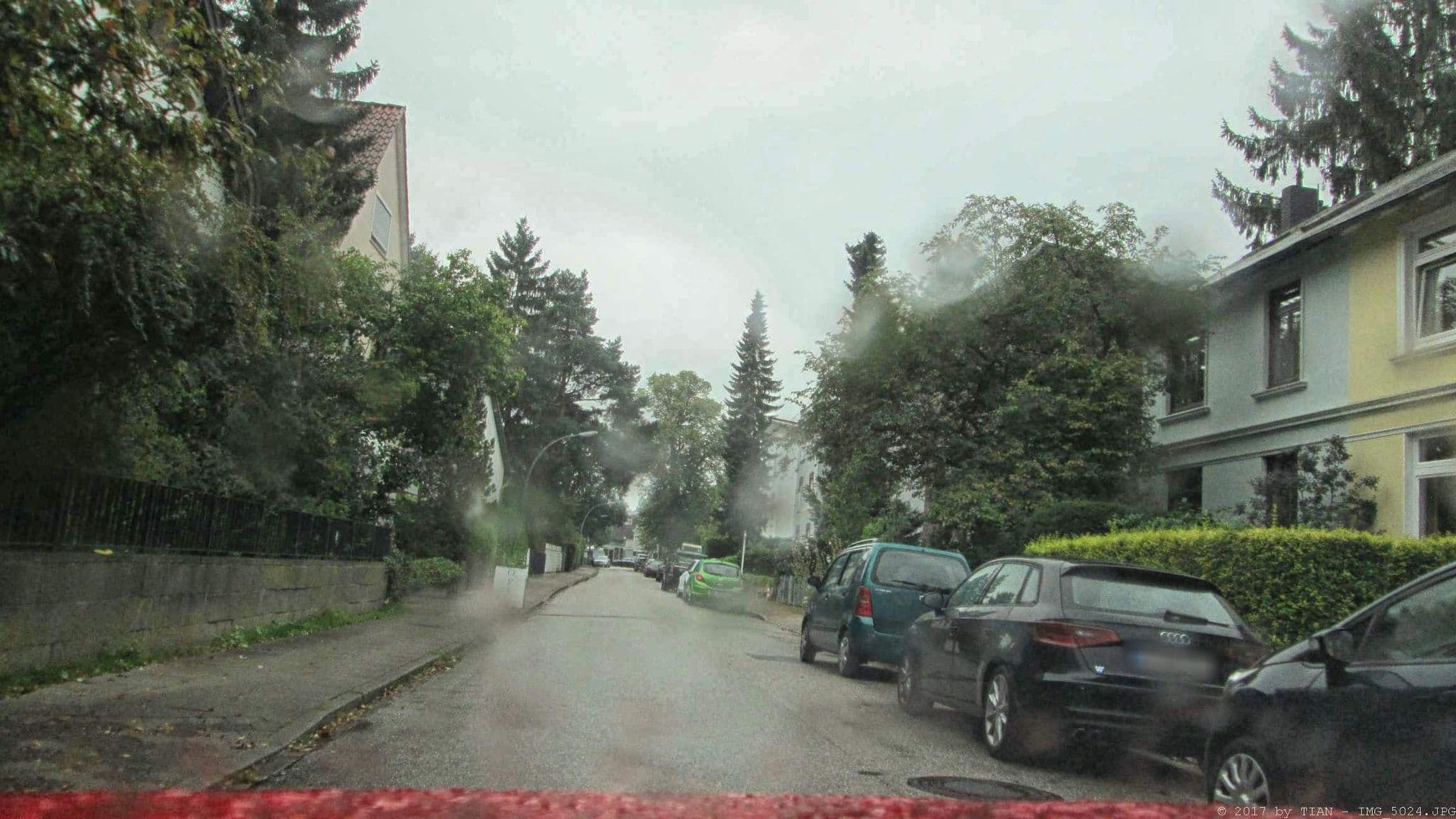 Street view near Elbcottage, Nienstedten — © tian (CC BY-SA · Mapillary)