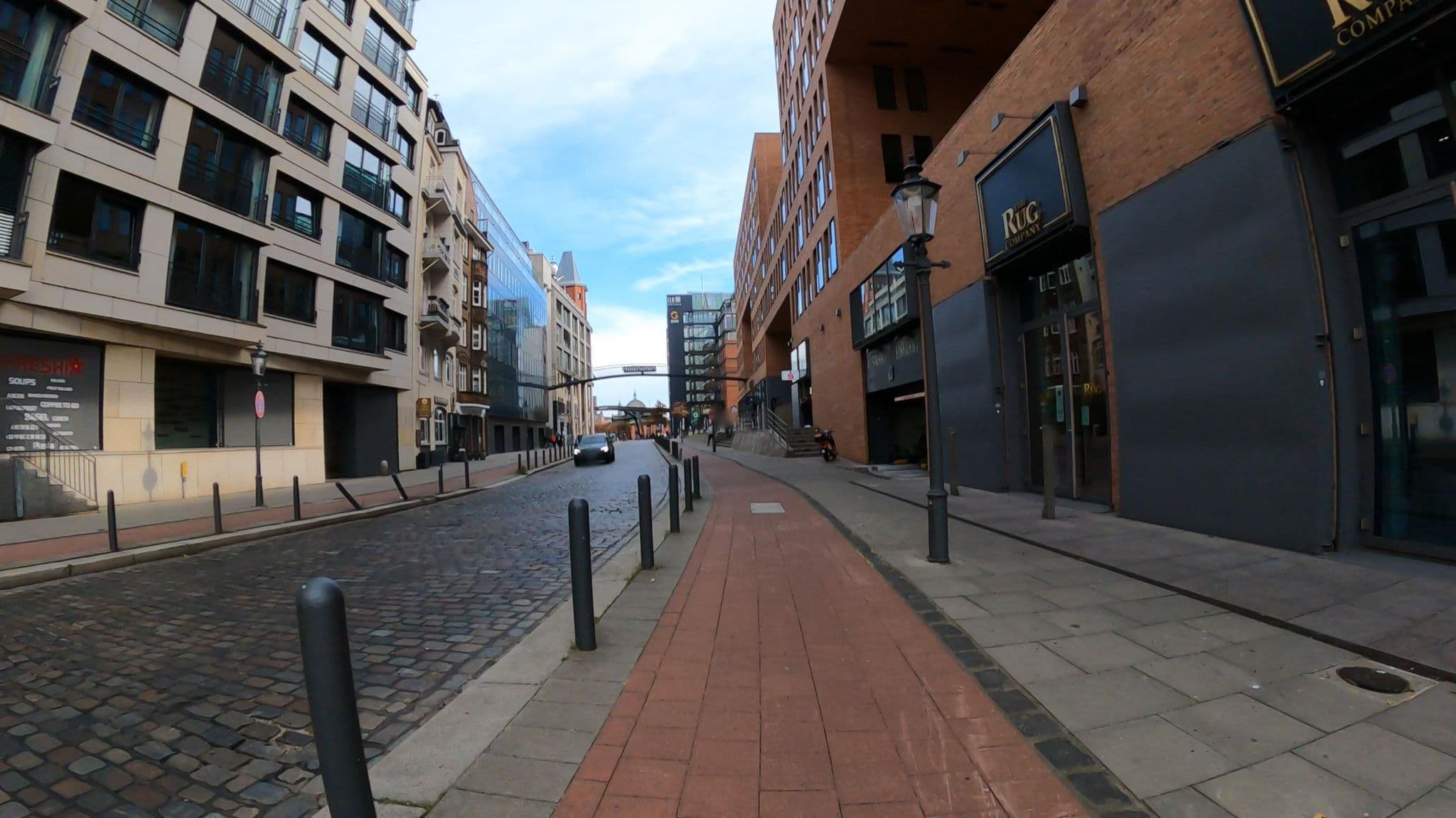 Street view near Clipper ElbLodge Serviced Apartments, Altona-Altstadt — © veloroute_hamburg (CC BY-SA · Mapillary)