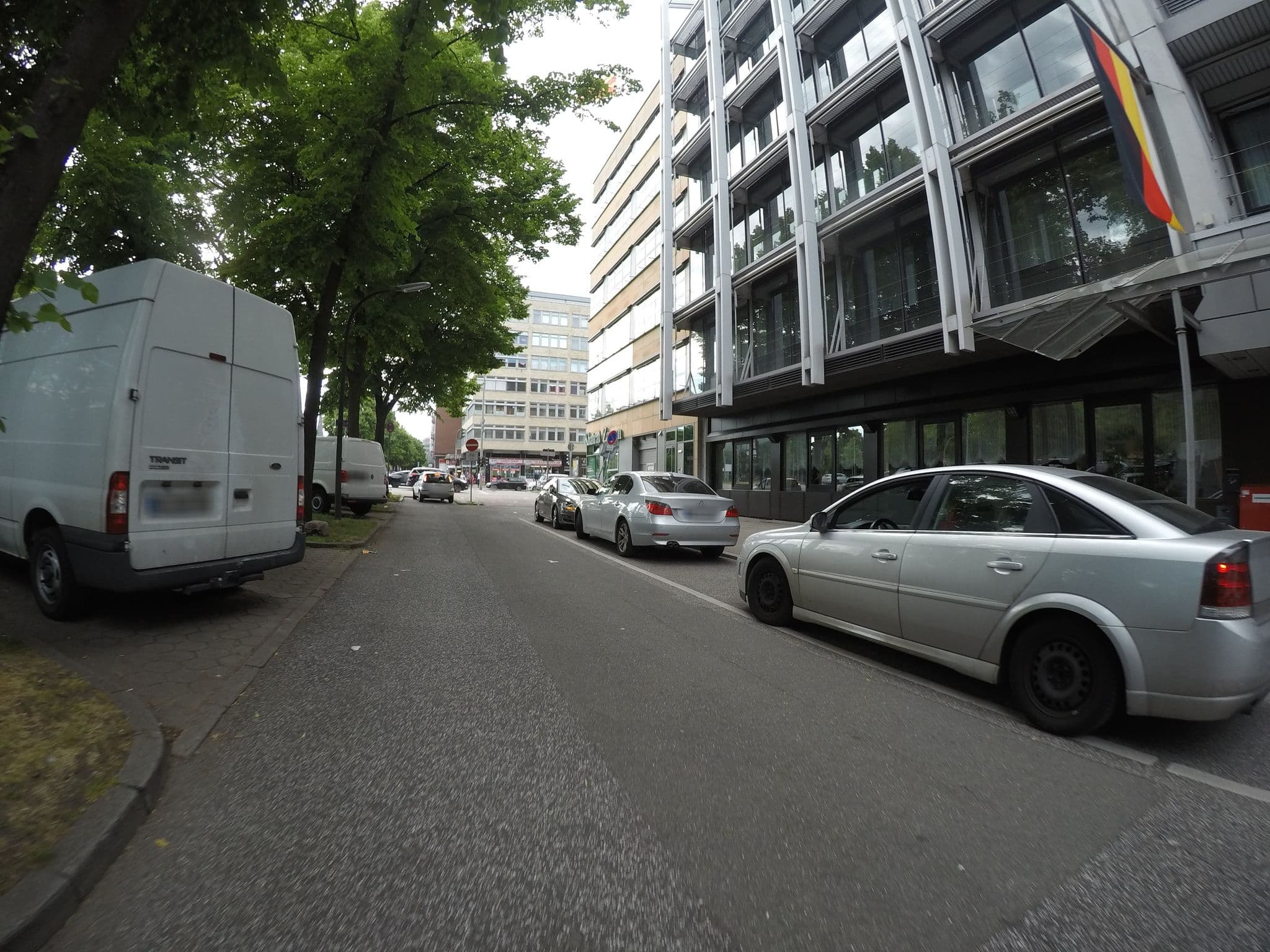 Street view near Hotel Alte Wache, St. Georg — © veloroute_hamburg (CC BY-SA · Mapillary)
