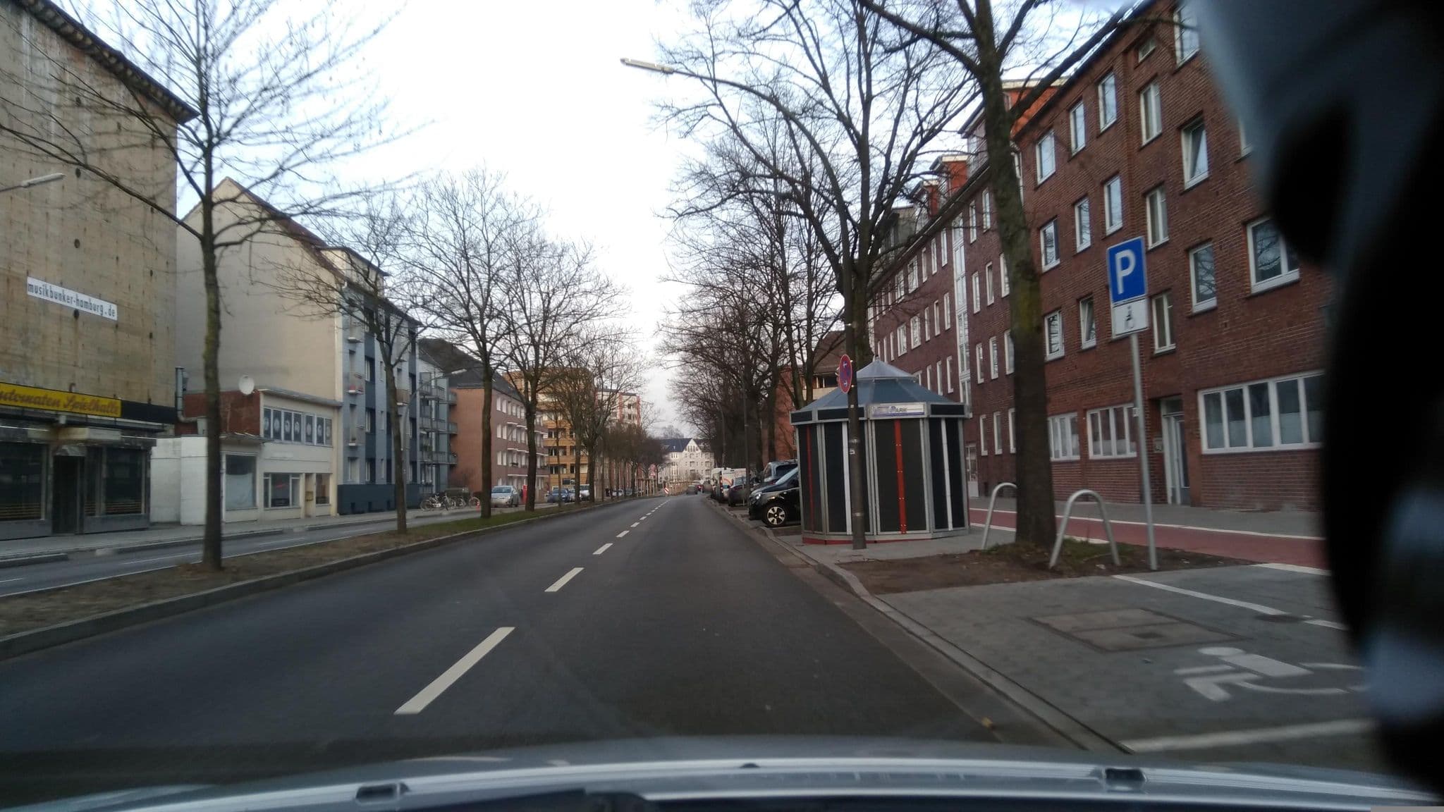 Street view near Denkerexil, Eilbek — © pfmlb (CC BY-SA · Mapillary)