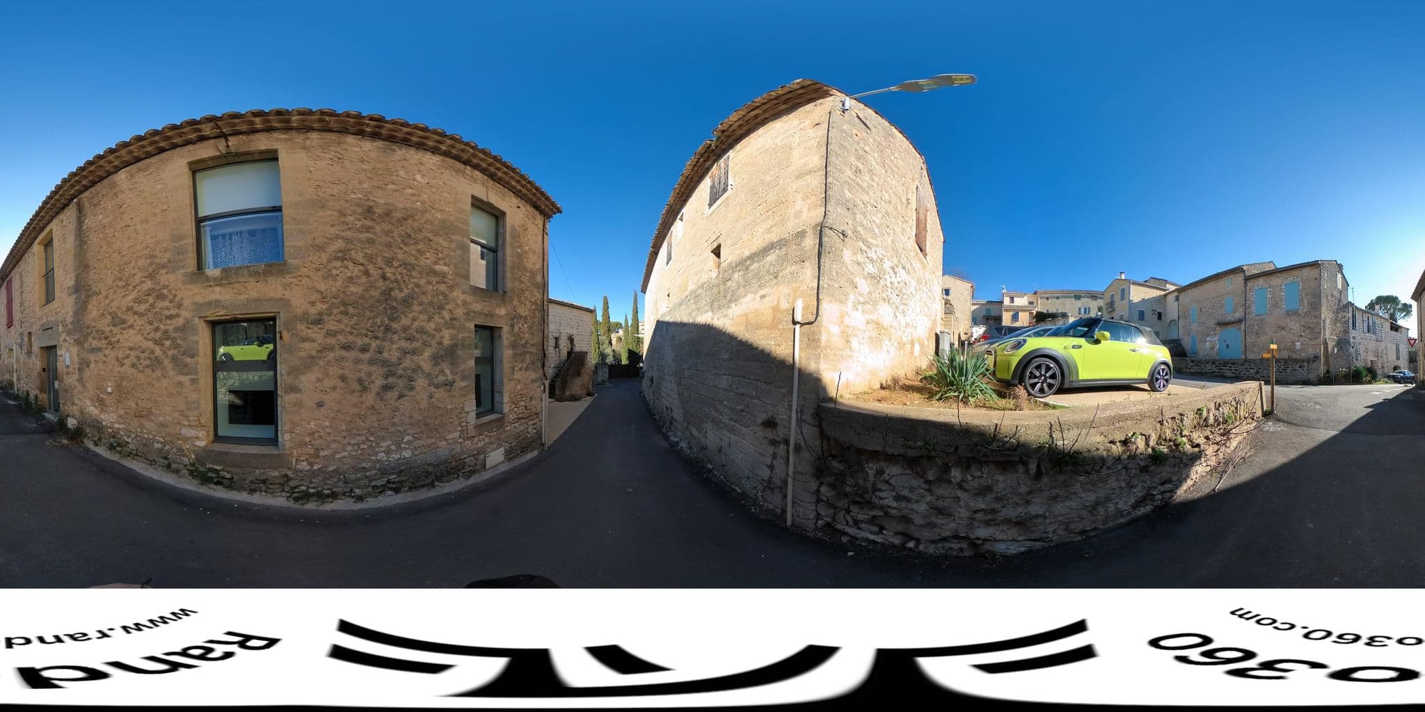 Street view near La Valette Boutique, Uzès — © Rando360 (CC BY-SA · Mapillary)