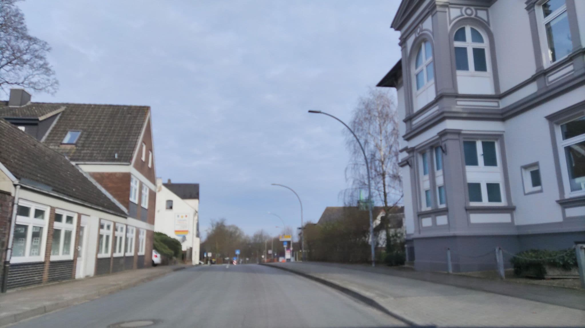 Street view near Ferienwohnung Altes Pastorat Schleswig, Schleswig — © hotteliene (CC BY-SA · Mapillary)
