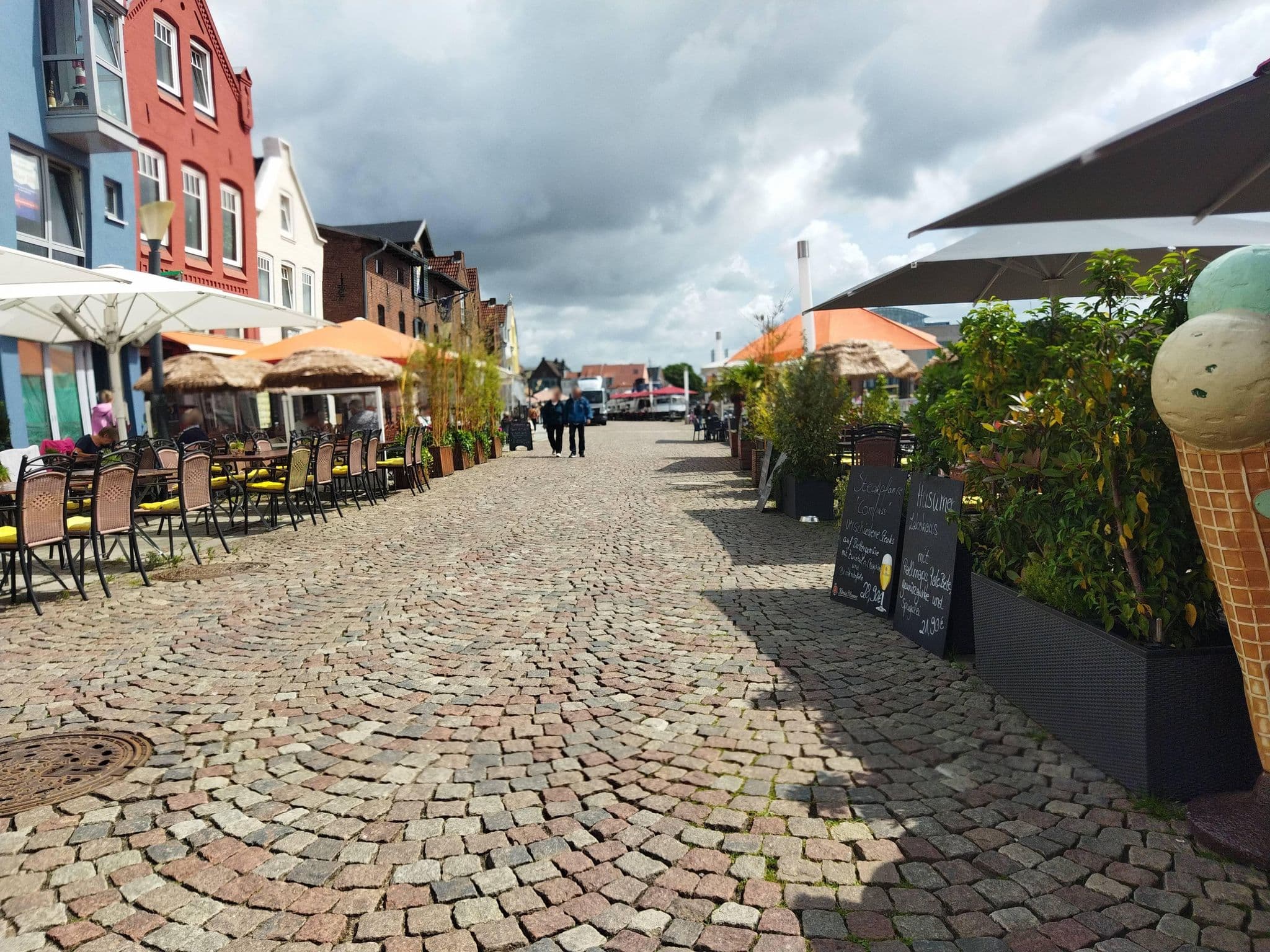 Street view near Hafenambiente, Husum — © changchun1 (CC BY-SA · Mapillary)