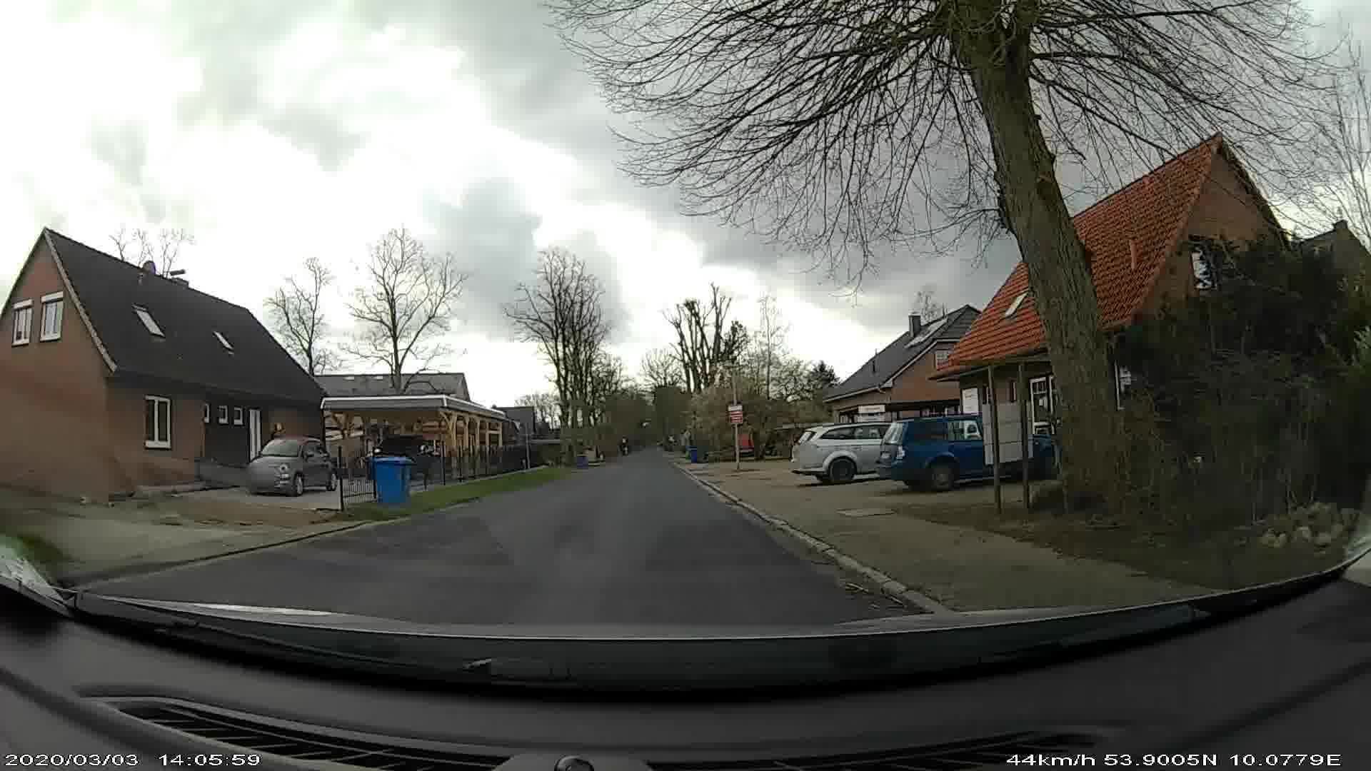Street view near Pension Moorhof Inh. Stephanie Neufeind, Hartenholm — © ruhr11 (CC BY-SA · Mapillary)