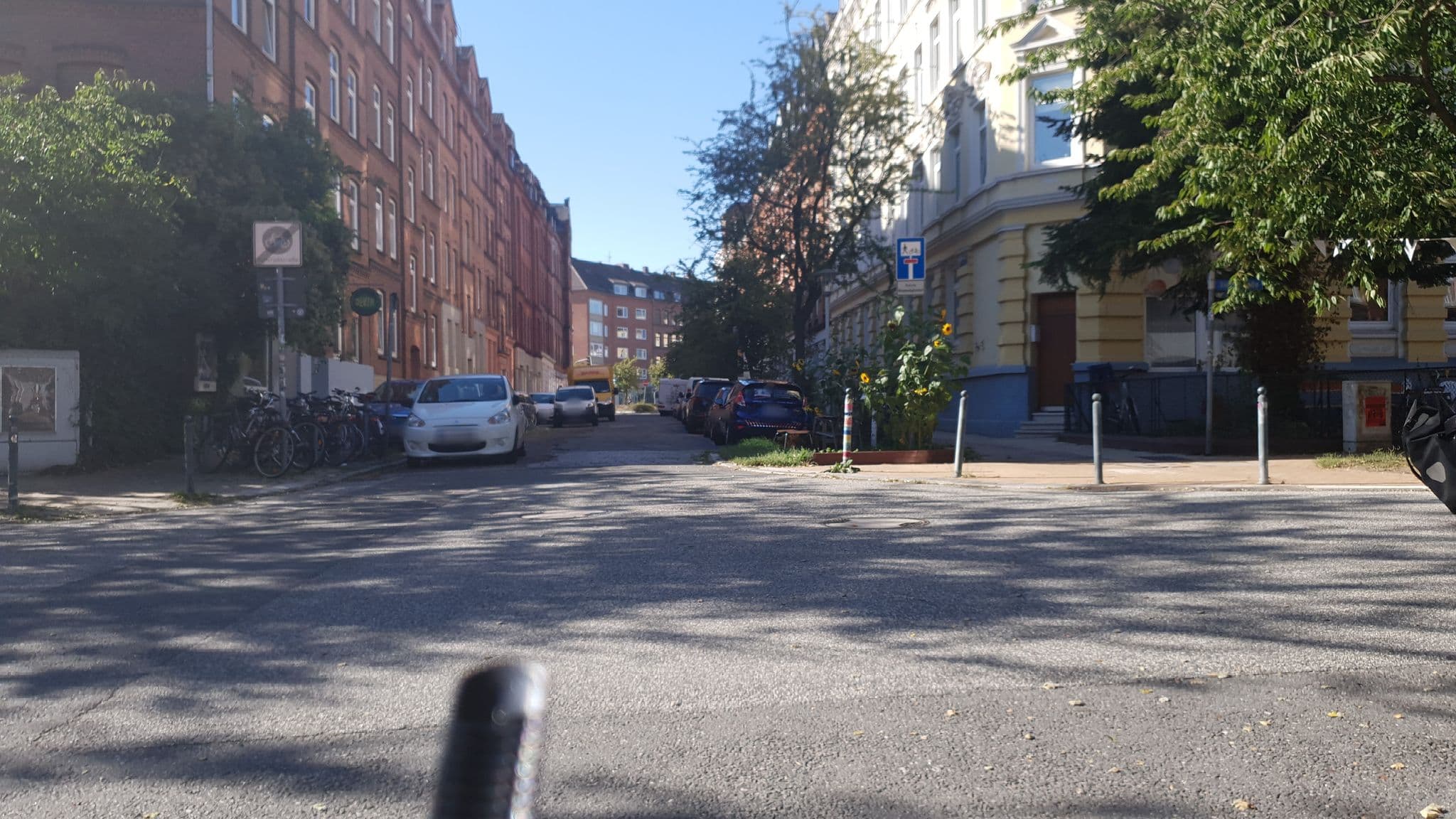 Street view near Quartier Kiel, Kiel — © dway17 (CC BY-SA · Mapillary)