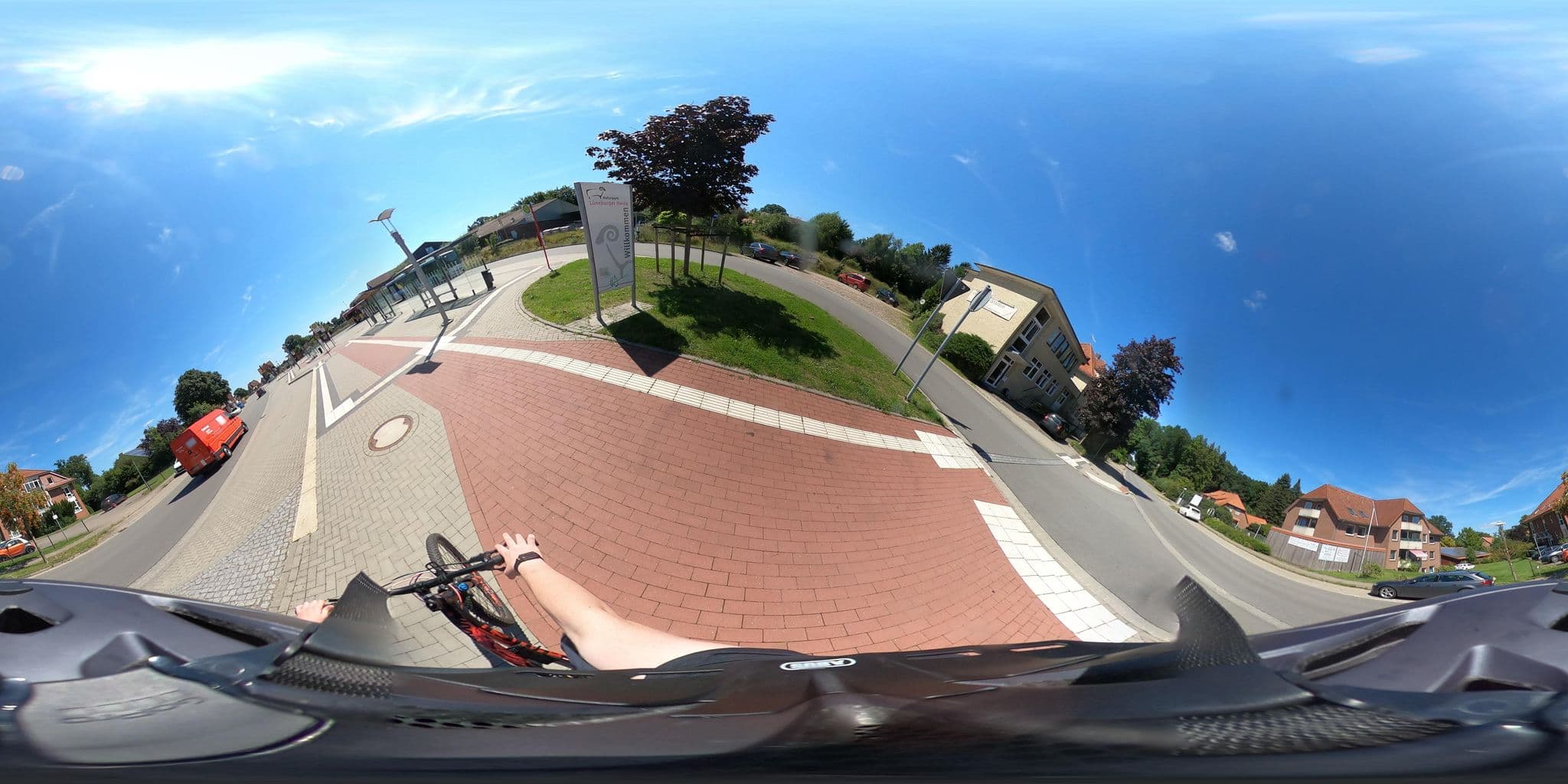 Street view near Fischer Ursula Rentenberaterin, Amelinghausen — © LukasB (CC BY-SA · Mapillary)