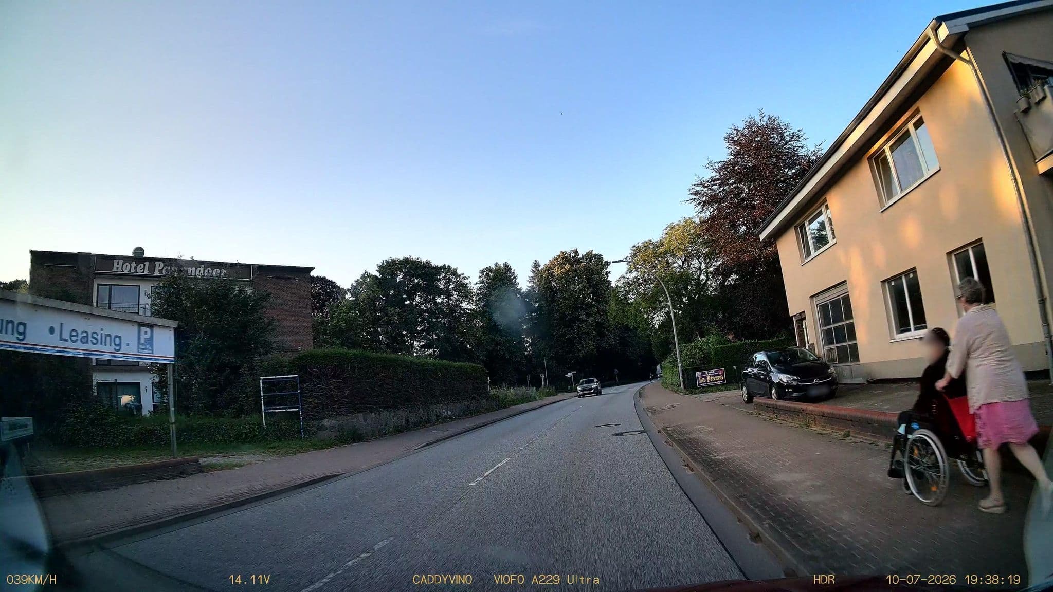 Street view near Hotel Papendoor, Bargteheide — © DruideBizeps (CC BY-SA · Mapillary)