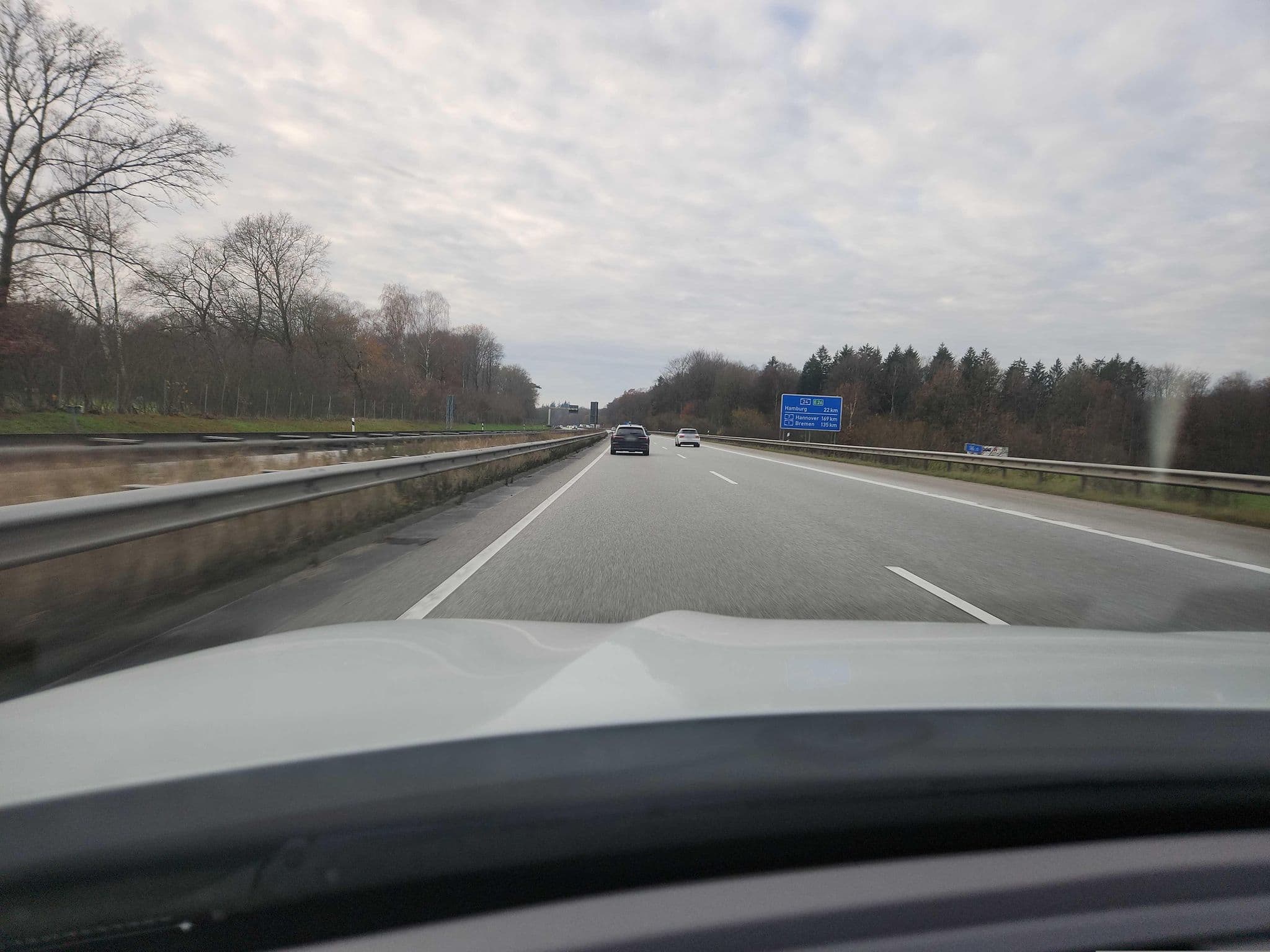 Street view near pünjer, Witzhave — © DerMaster0815 (CC BY-SA · Mapillary)
