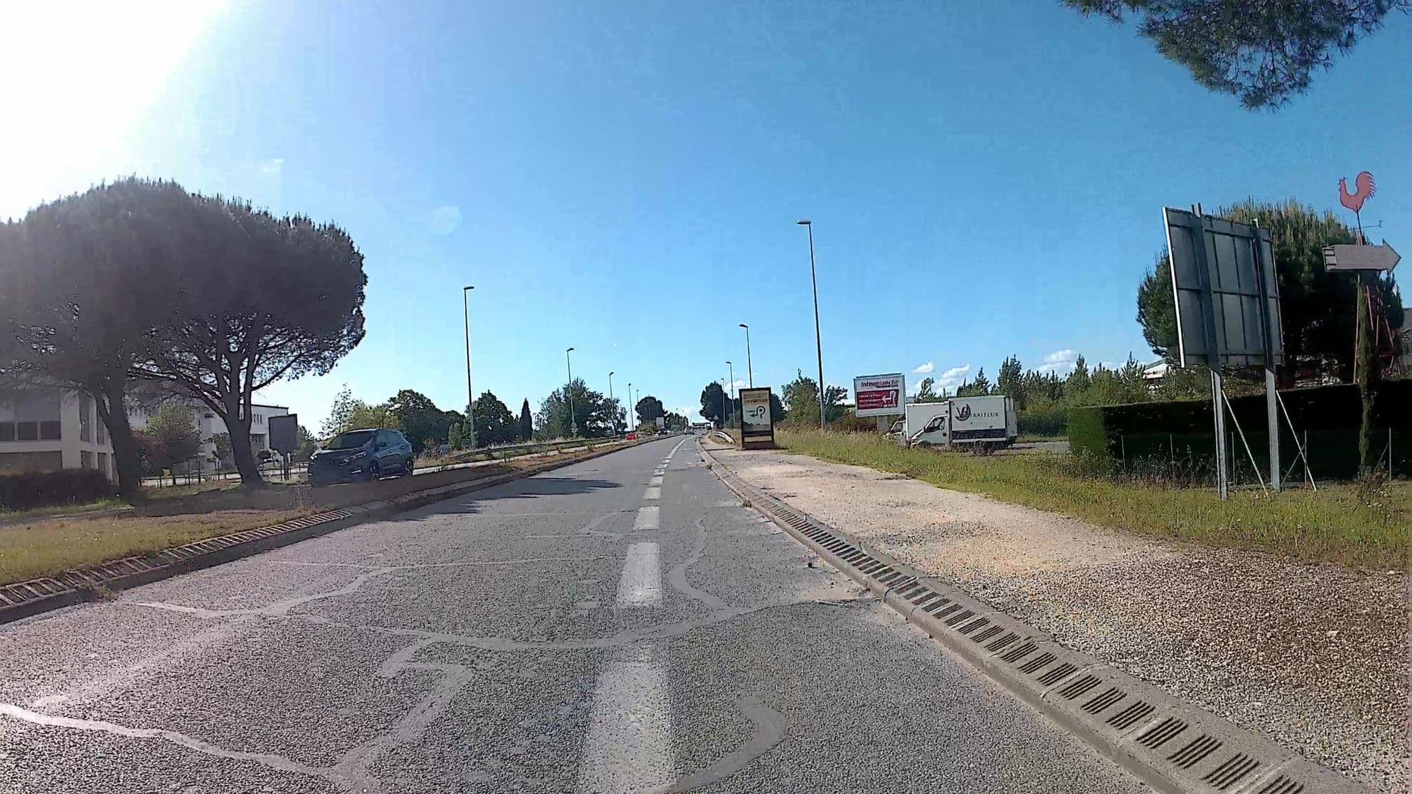 Street view near Au Comté d'Ornon, Canéjan — © trouyer (CC BY-SA · Mapillary)