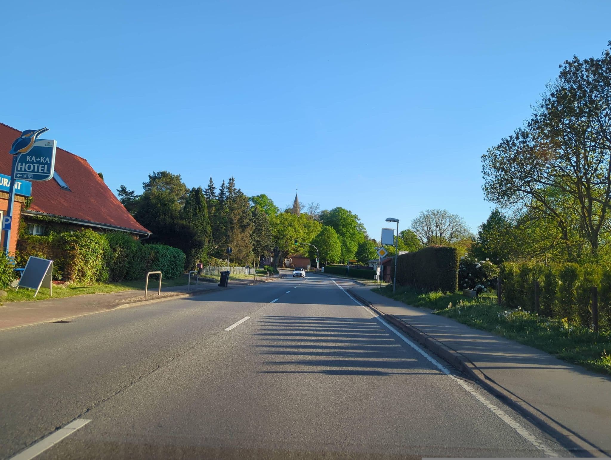 Street view near KA&KA Hotel, Stralendorf — © hotteliene (CC BY-SA · Mapillary)
