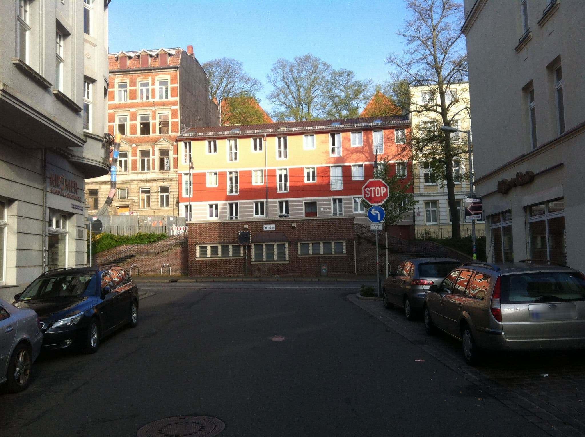 Street view near Goethe Ferienwohnung, Schwerin — © georginakirrin (CC BY-SA · Mapillary)