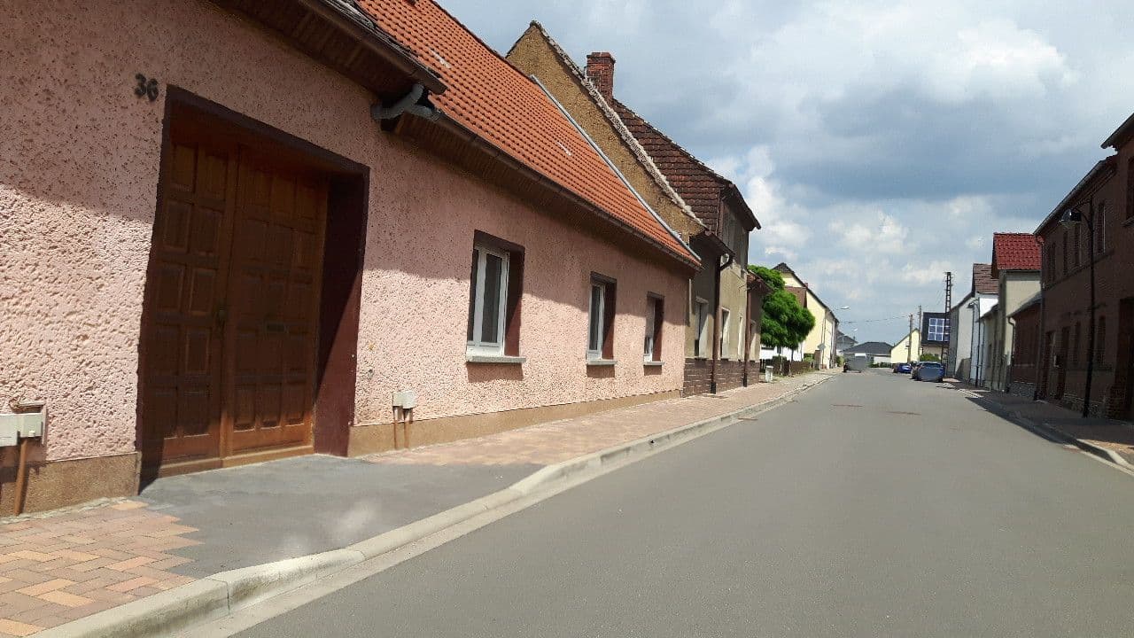 Street view near Zimmervermietung Göpel, Gräfenhainichen — © changchun1 (CC BY-SA · Mapillary)