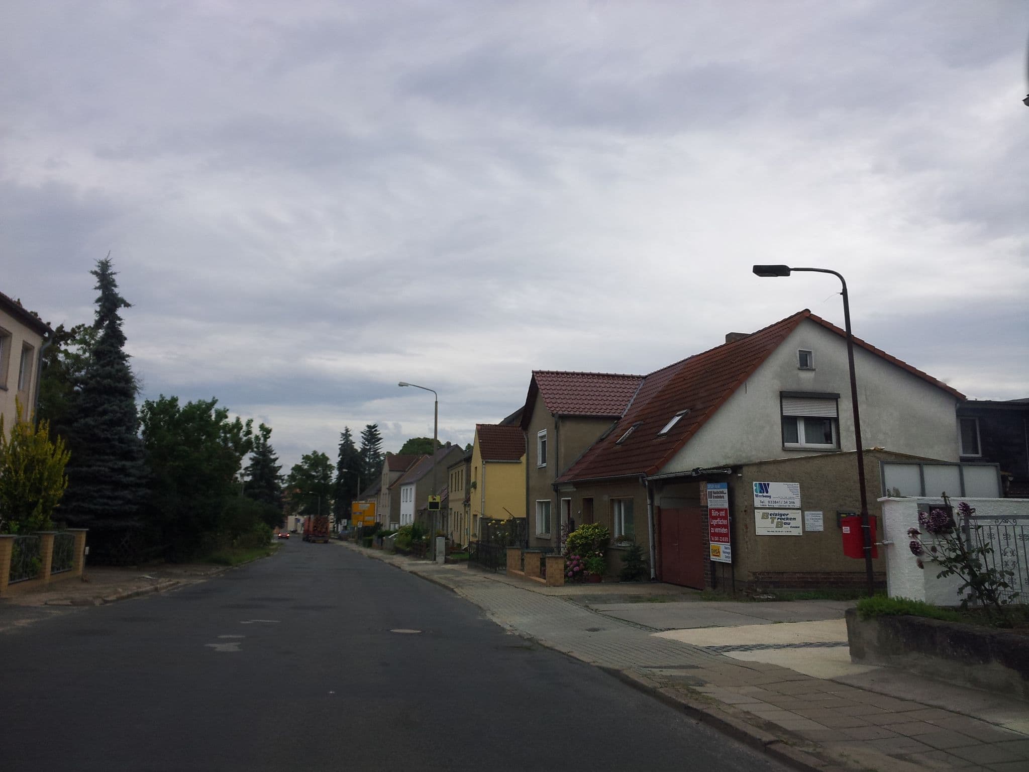 Street view near Pension Pöllnitz, Bad Belzig — © fdmap (CC BY-SA · Mapillary)