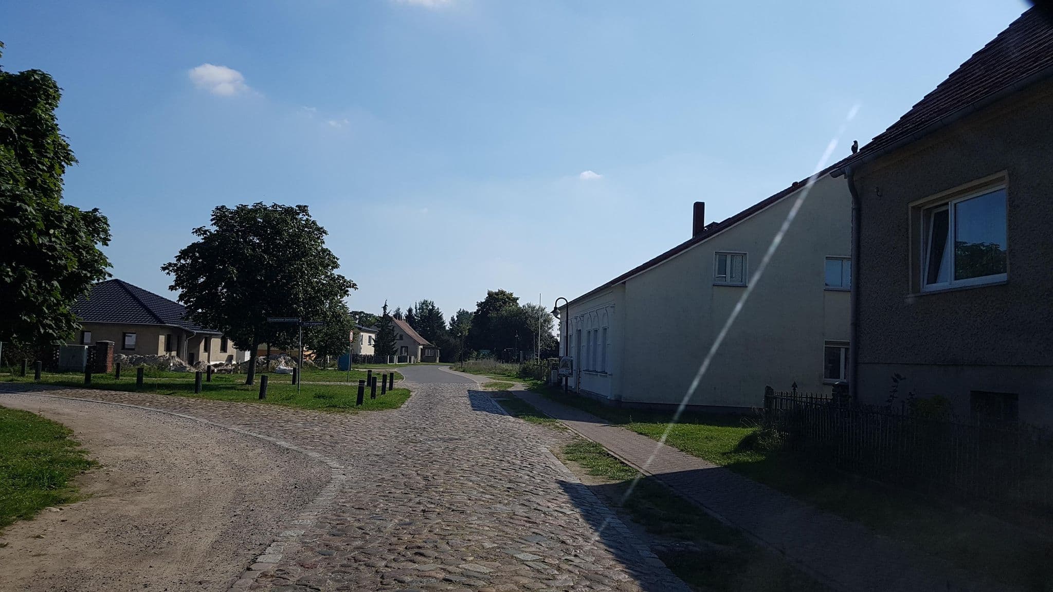 Street view near Box und Bett, Nauen — © dsmm (CC BY-SA · Mapillary)
