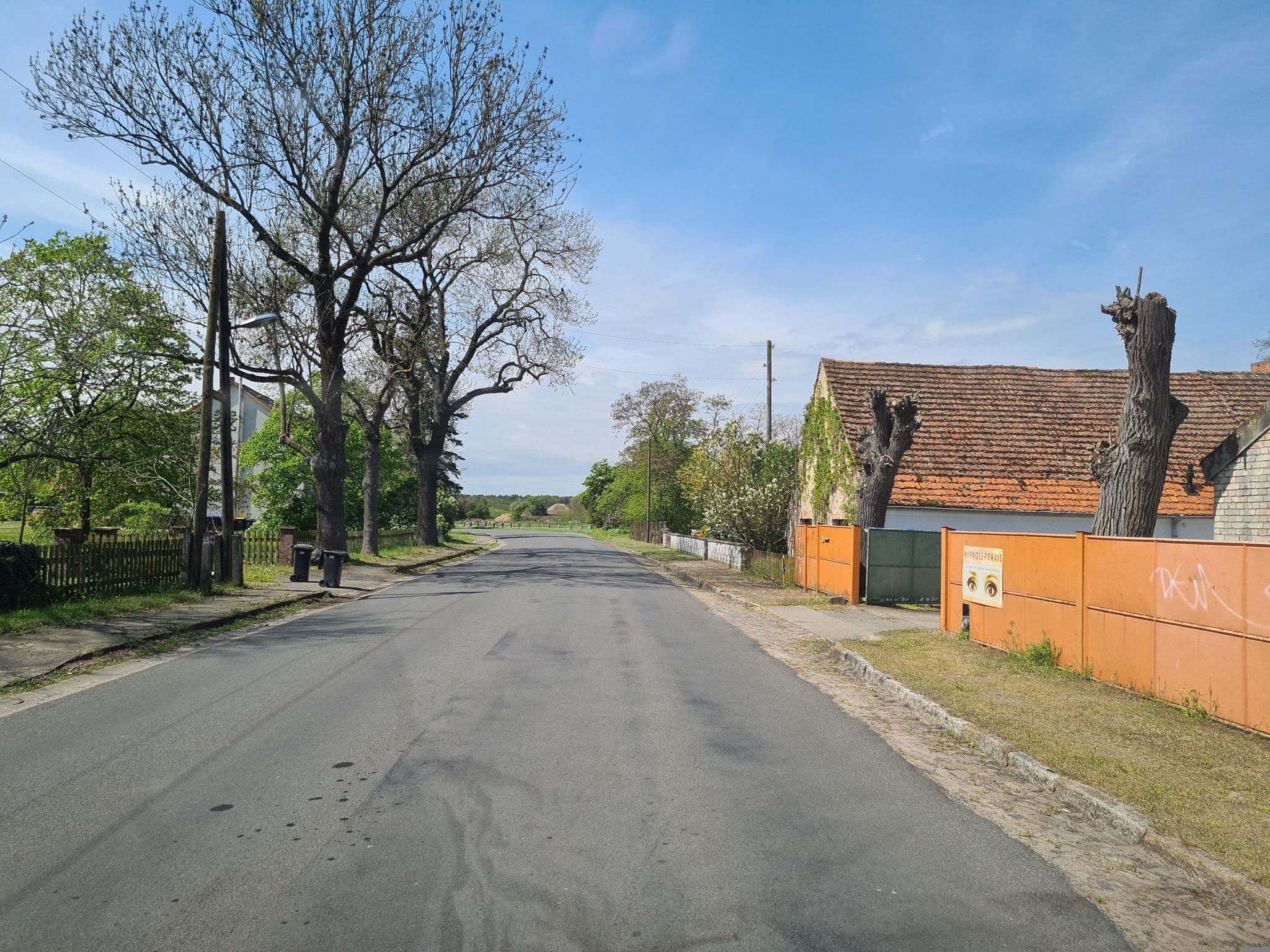 Street view near Gasthof Zum Ersten Flieger, Rhinow — © dsmm (CC BY-SA · Mapillary)