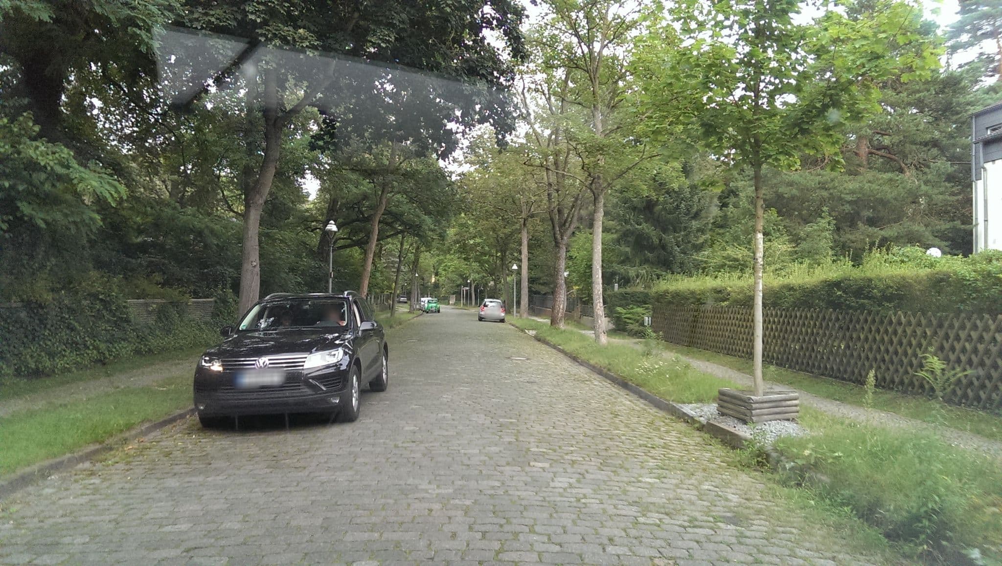 Street view near Schlachtensee Küsterei, Zehlendorf — © bufonto (CC BY-SA · Mapillary)