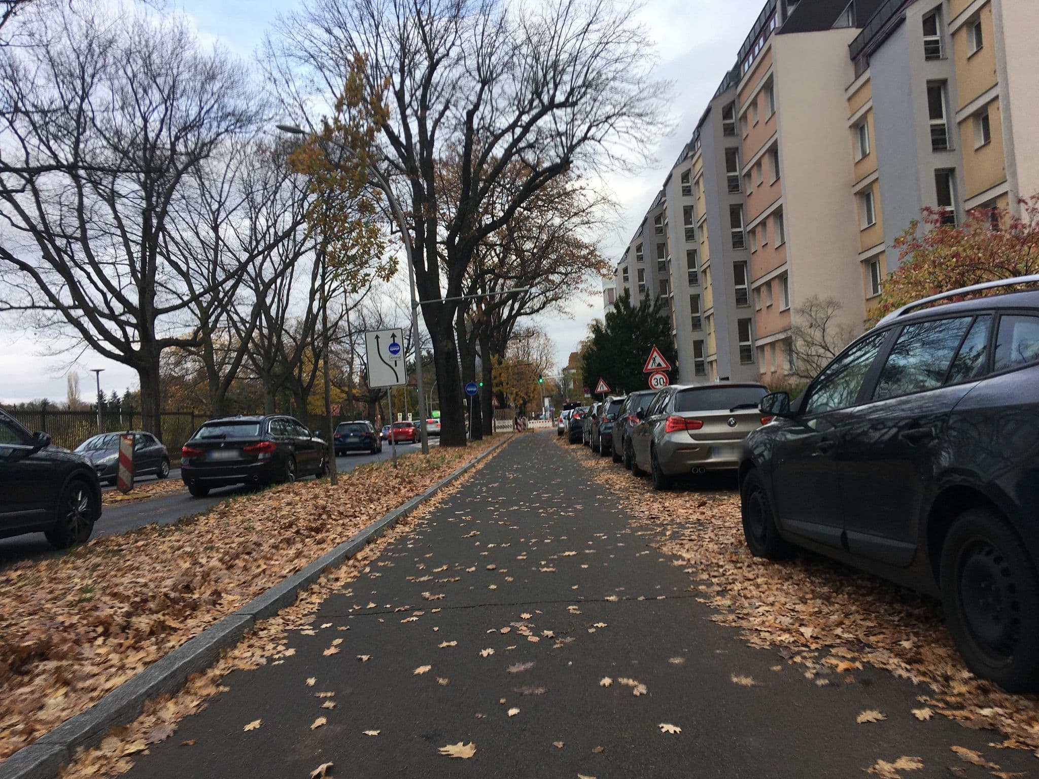 Street view near Glam Squads Air B&B, Dahlem — © eserte (CC BY-SA · Mapillary)