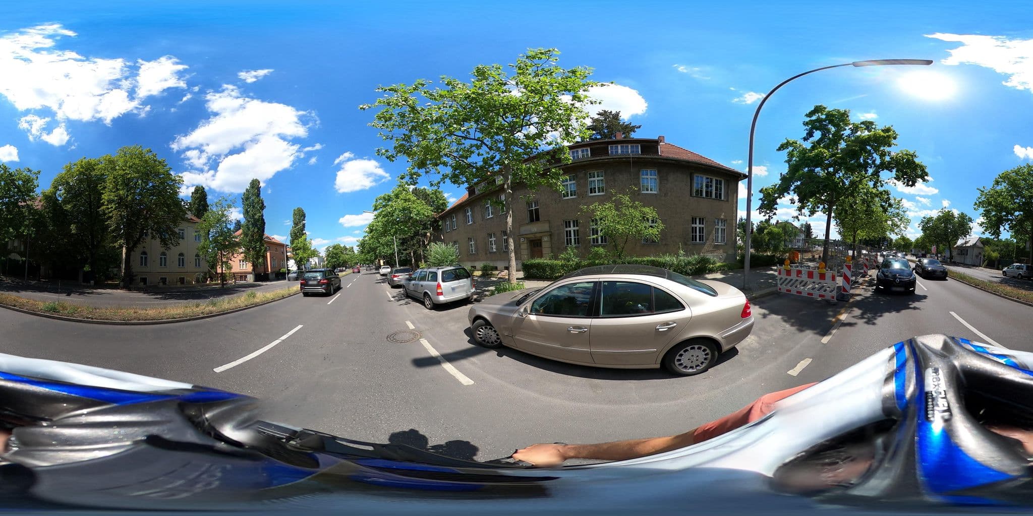 Street view near Hotelpension Haus Konstanz Reiseservice e. V., Halensee — © eserte (CC BY-SA · Mapillary)