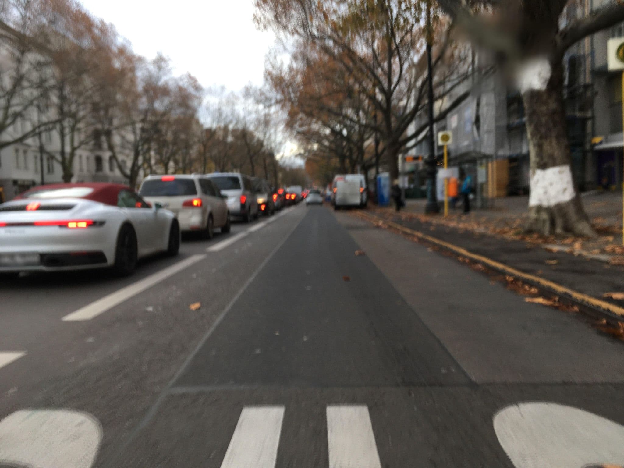 Street view near Victor s Residenz Hotels GmbH, Halensee — © carlheinz (CC BY-SA · Mapillary)
