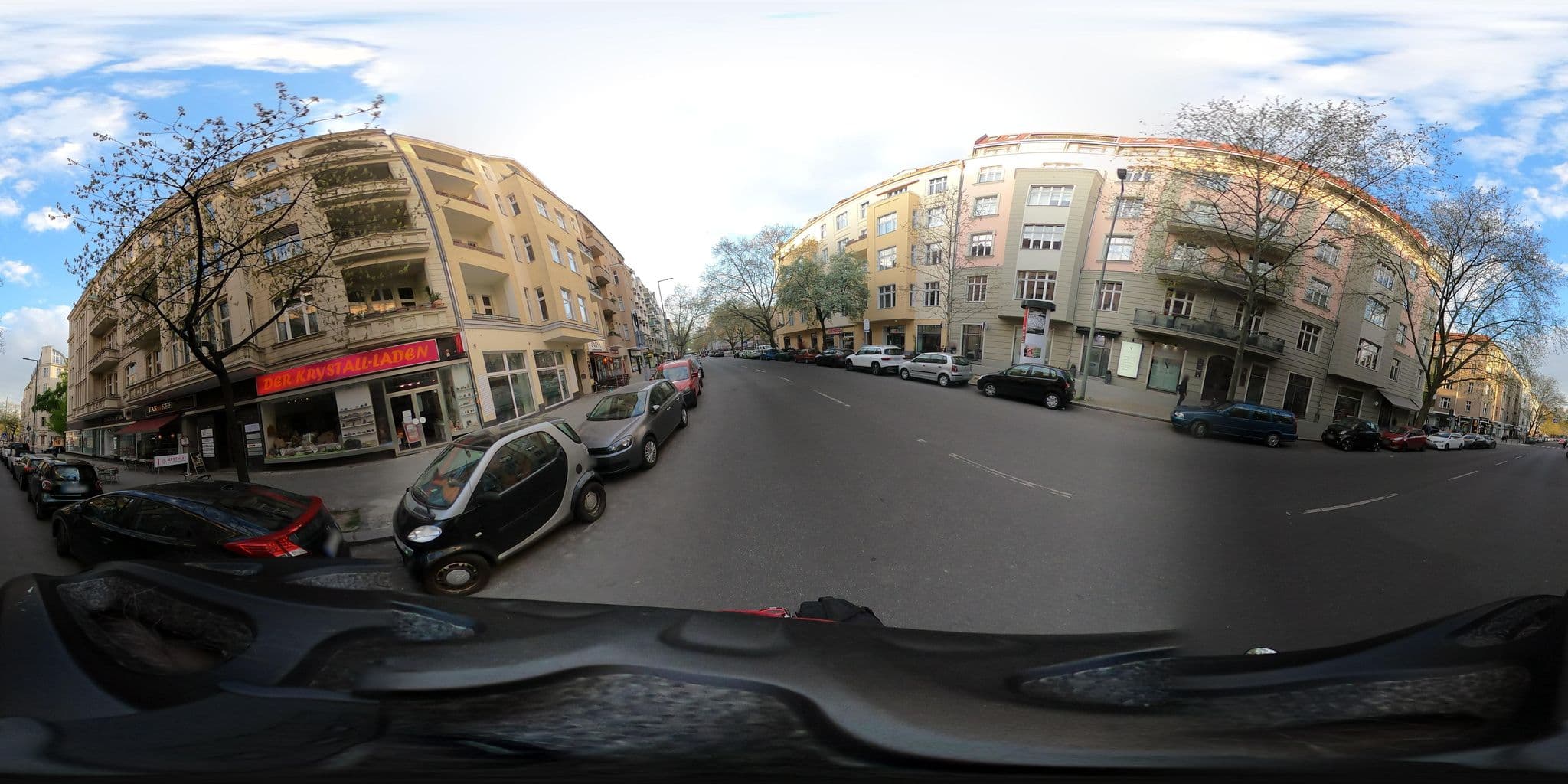 Street view near Agon Opera, Halensee — © yorbs123 (CC BY-SA · Mapillary)
