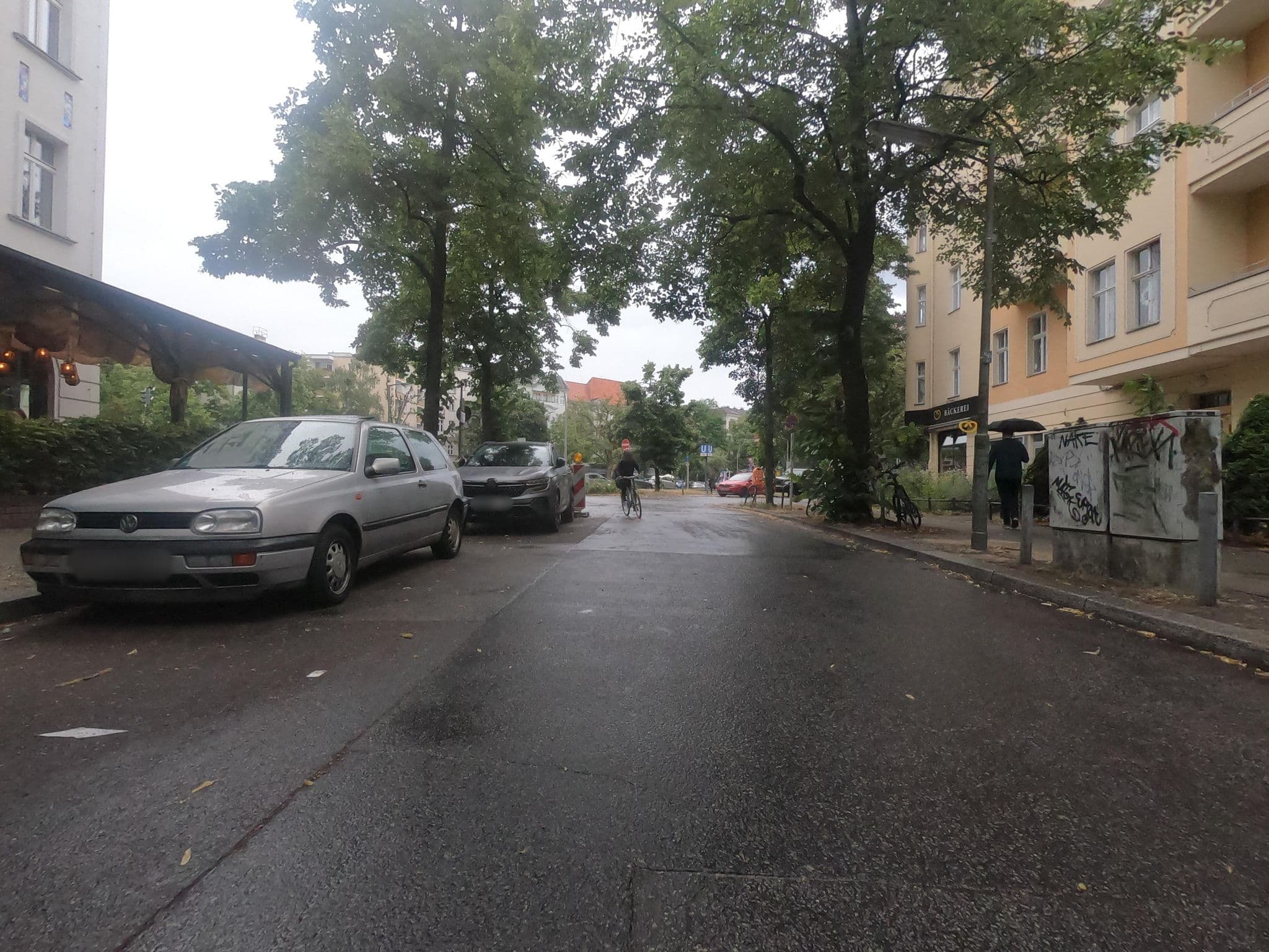Street view near Exe Hotel Klee Berlin Excellence Class, Friedenau — © carlheinz (CC BY-SA · Mapillary)