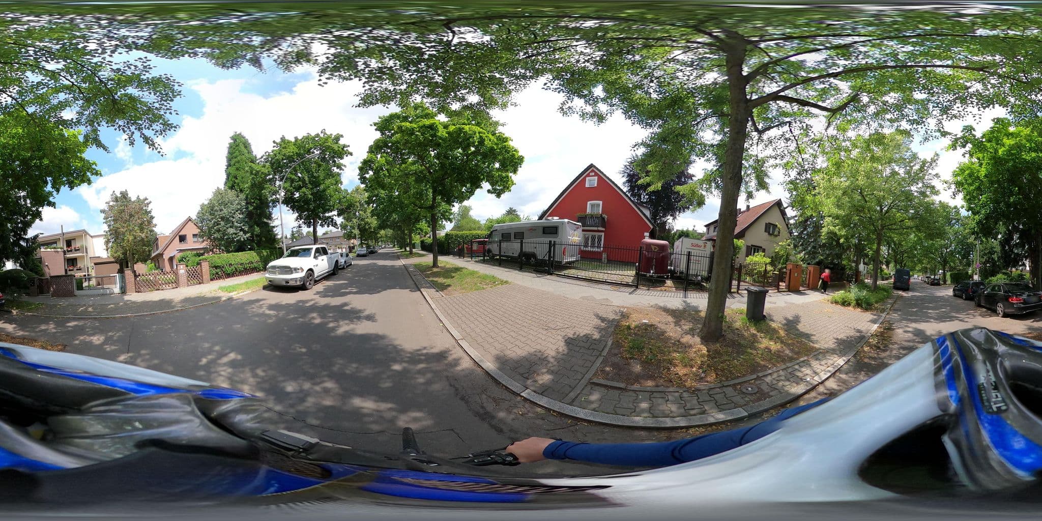 Street view near HeleneSee Bungalowvermietung, Lichtenrade — © eserte (CC BY-SA · Mapillary)