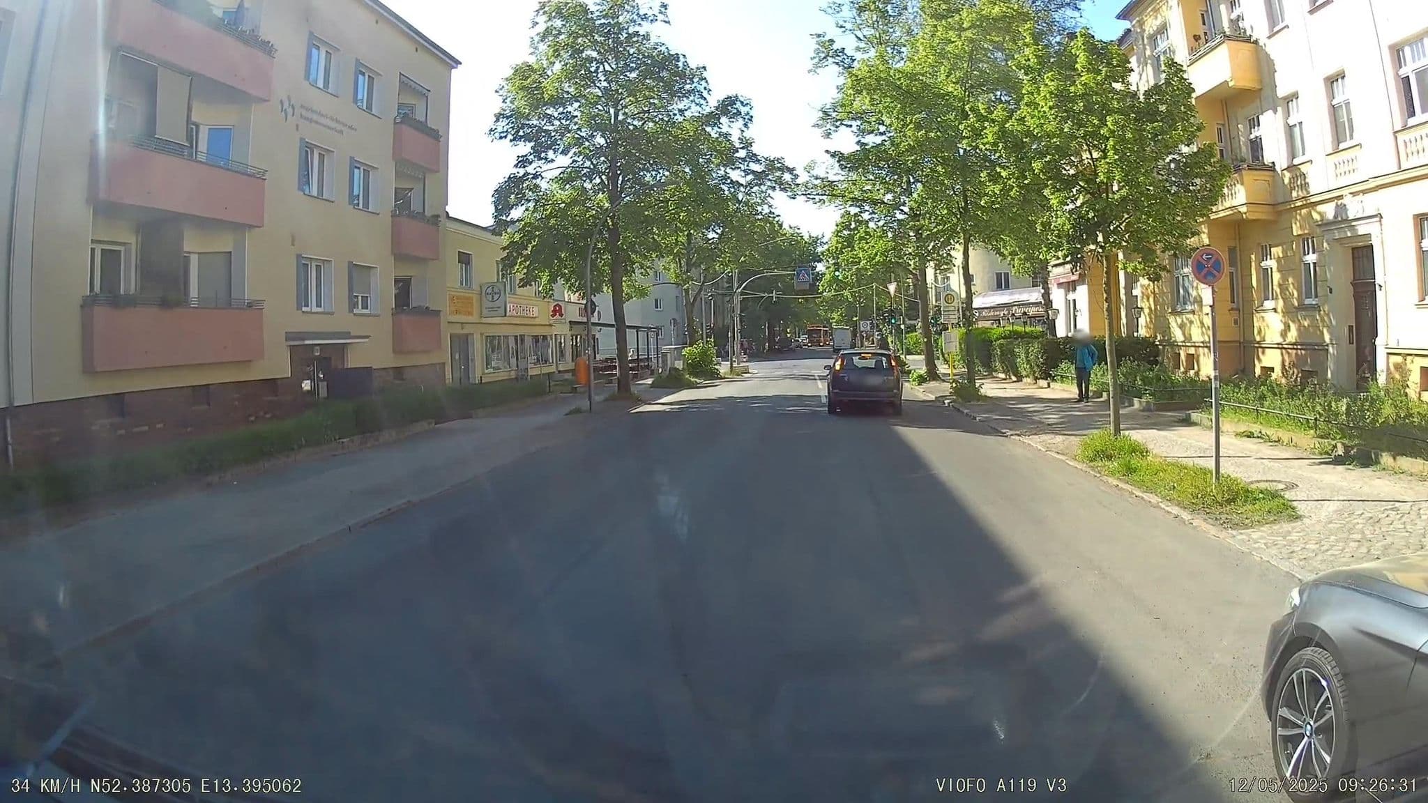 Street view near Kryom's 108, Lichtenrade — © alexander2010 (CC BY-SA · Mapillary)