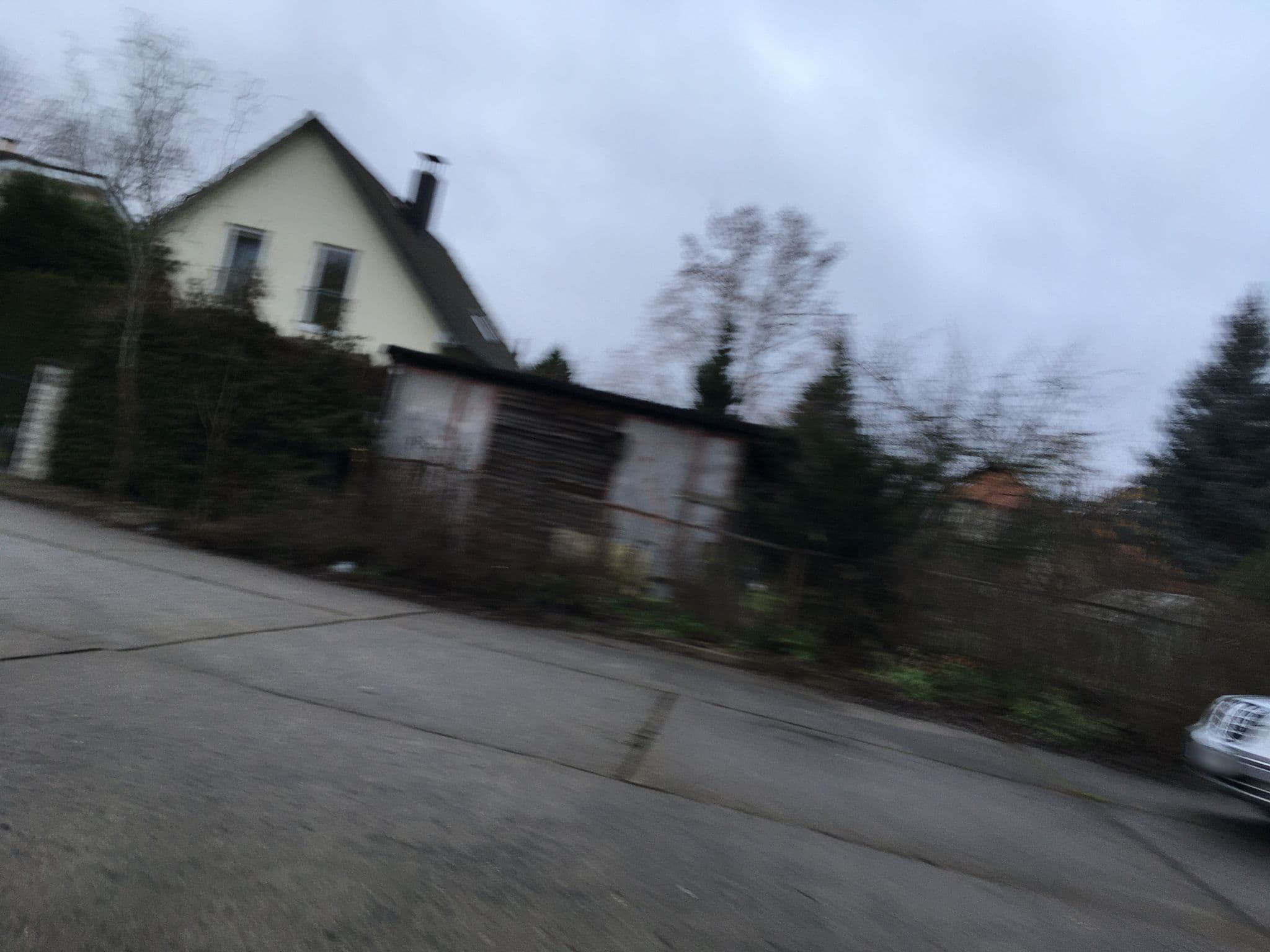 Street view near Berlin-Garden-Rooms, Wilhelmsruh — © carlheinz (CC BY-SA · Mapillary)