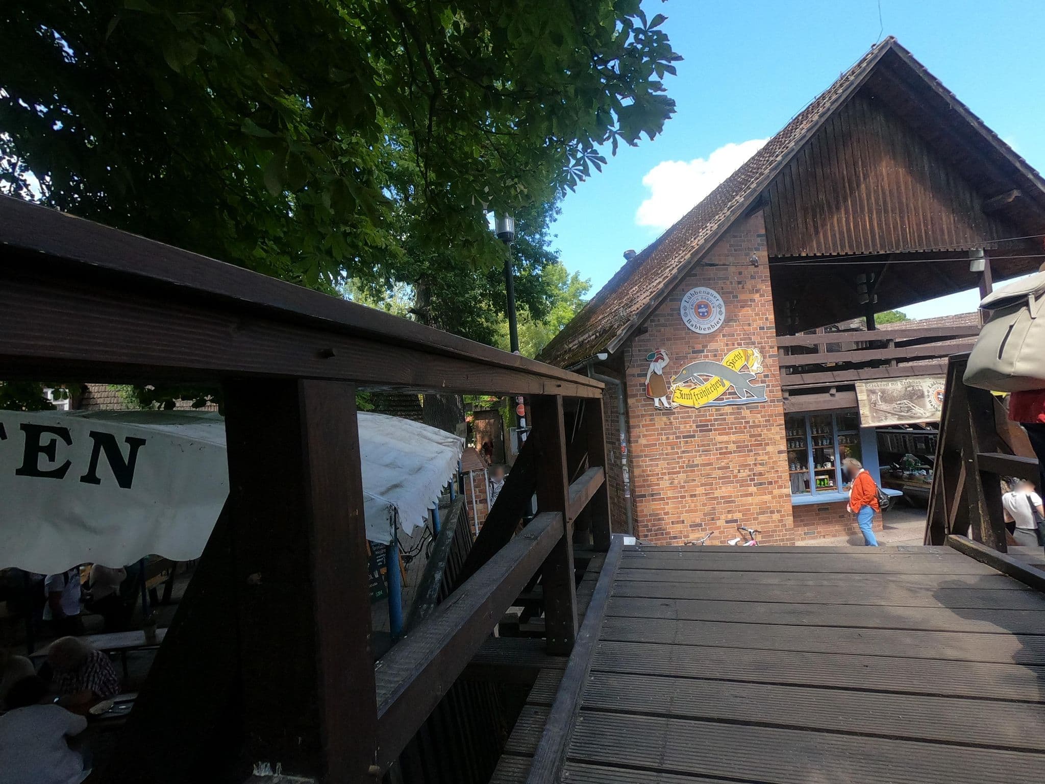 Street view near Unter der 250jährigen Eiche, Lubnjow — © carlheinz (CC BY-SA · Mapillary)