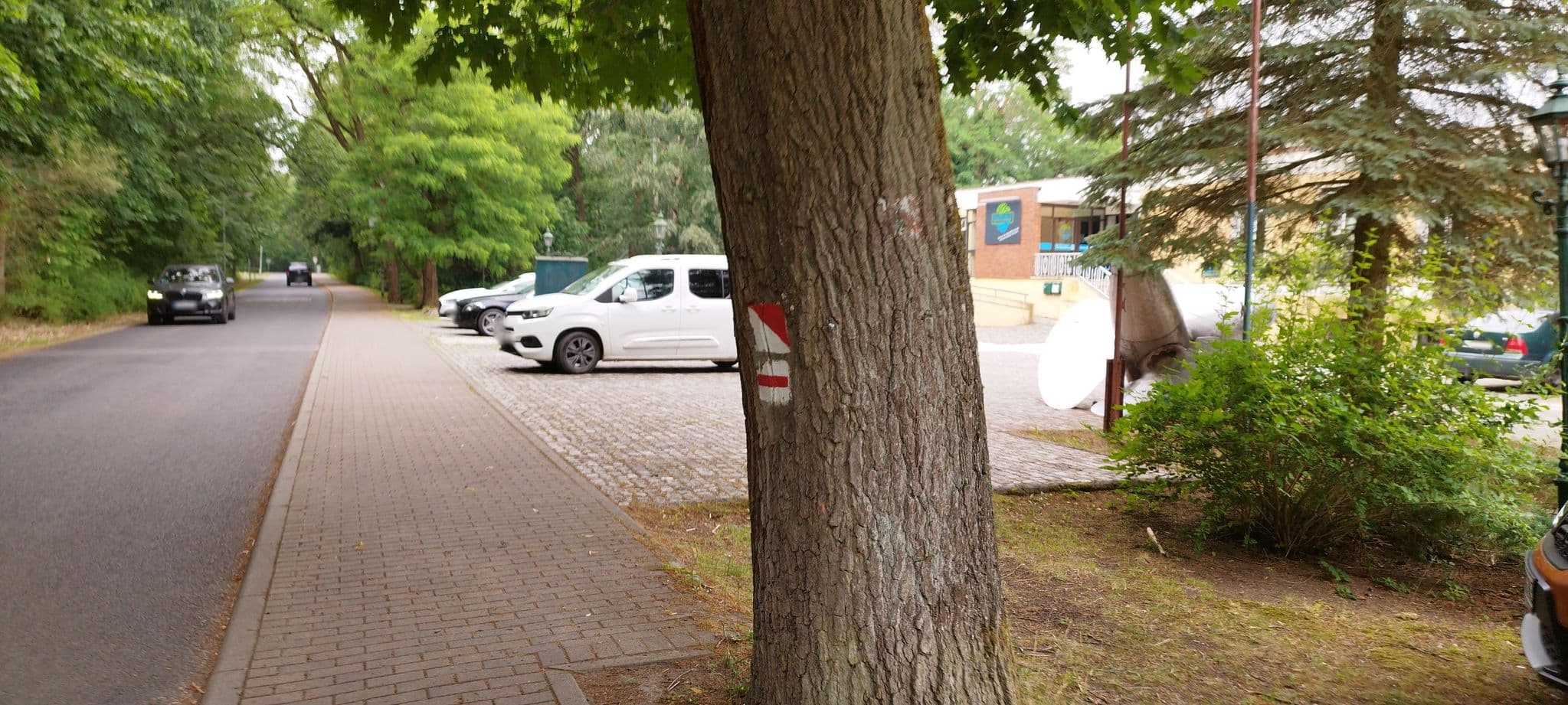 Street view near BUSINESSHOTEL AM PEETZSEE GRÜNHEIDE, Grünheide — © ber319 (CC BY-SA · Mapillary)