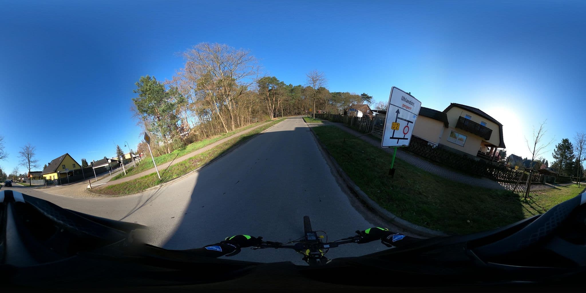 Street view near Ferienwohnungen Karola und Norbert Hahn GbR, Altlandsberg — © stefanhrt (CC BY-SA · Mapillary)