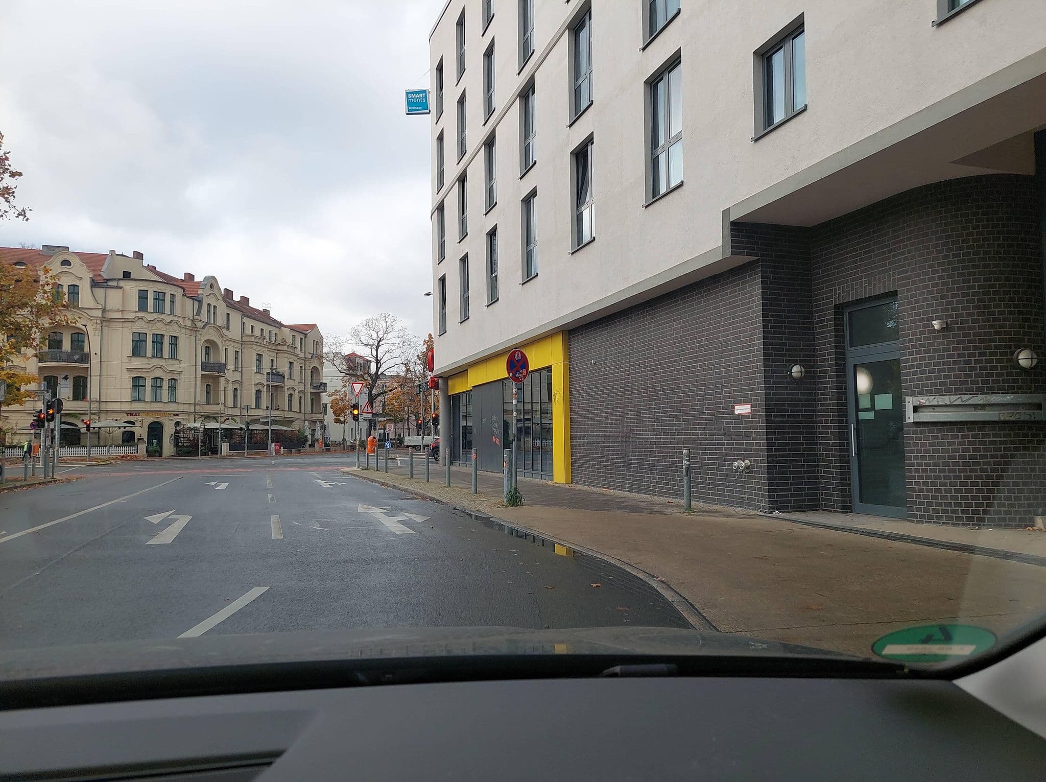Street view near Smartments Karlshorst, Karlshorst — © DBSEV_SBB (CC BY-SA · Mapillary)