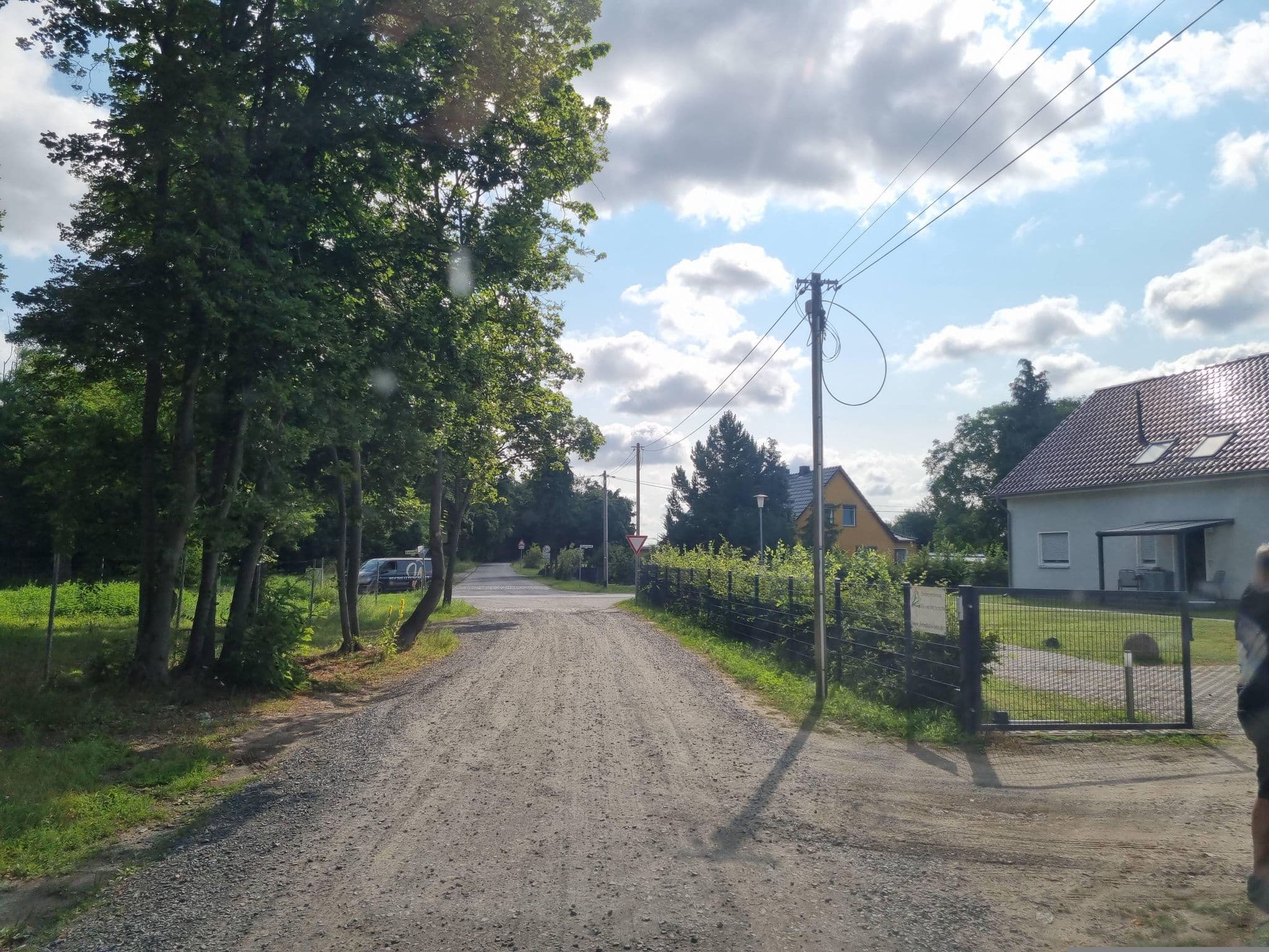 Street view near Ferienhaus und Monteurunterkunft Behr, Woltersdorf — © dsmm (CC BY-SA · Mapillary)