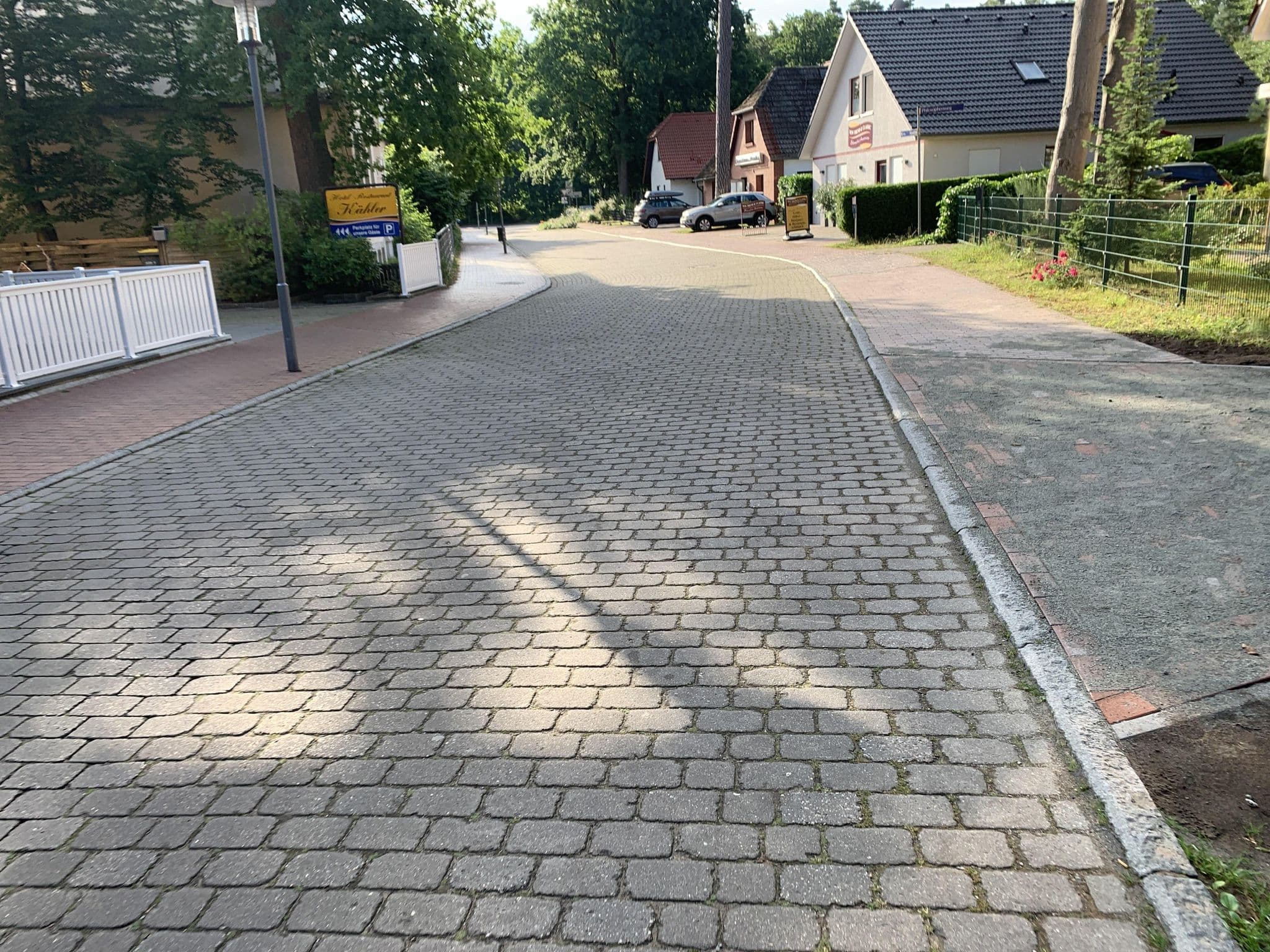 Street view near Hotel & Restaurant Kähler, Seeheilbad Graal-Müritz — © hasienda (CC BY-SA · Mapillary)