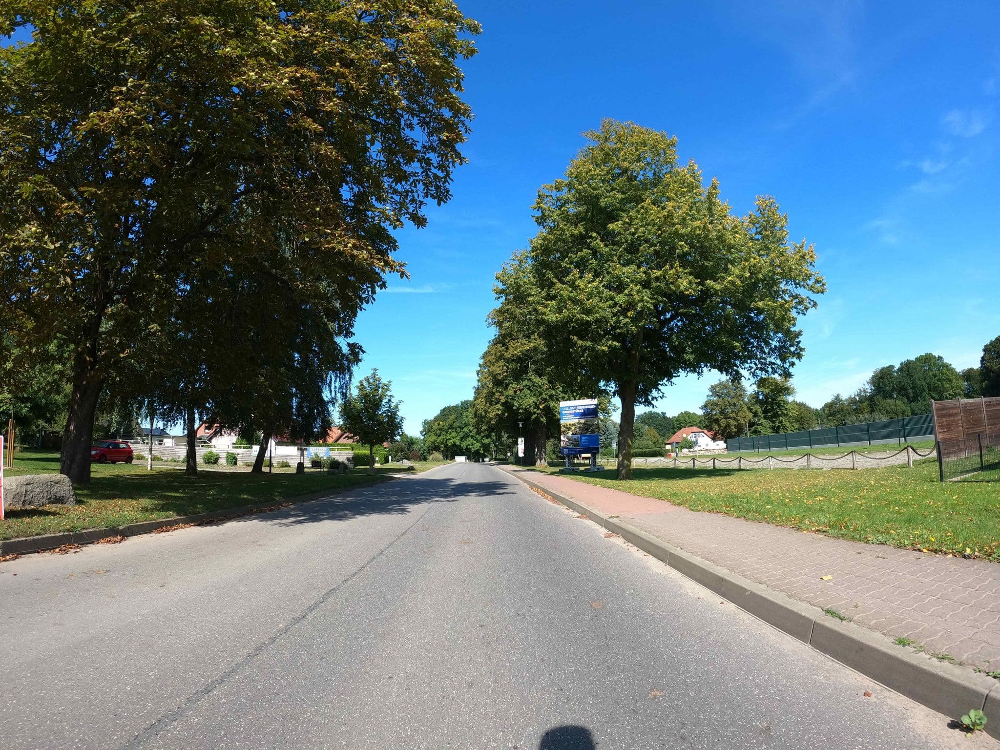 Street view near Kranich Event, Prohn — © strubbl (CC BY-SA · Mapillary)