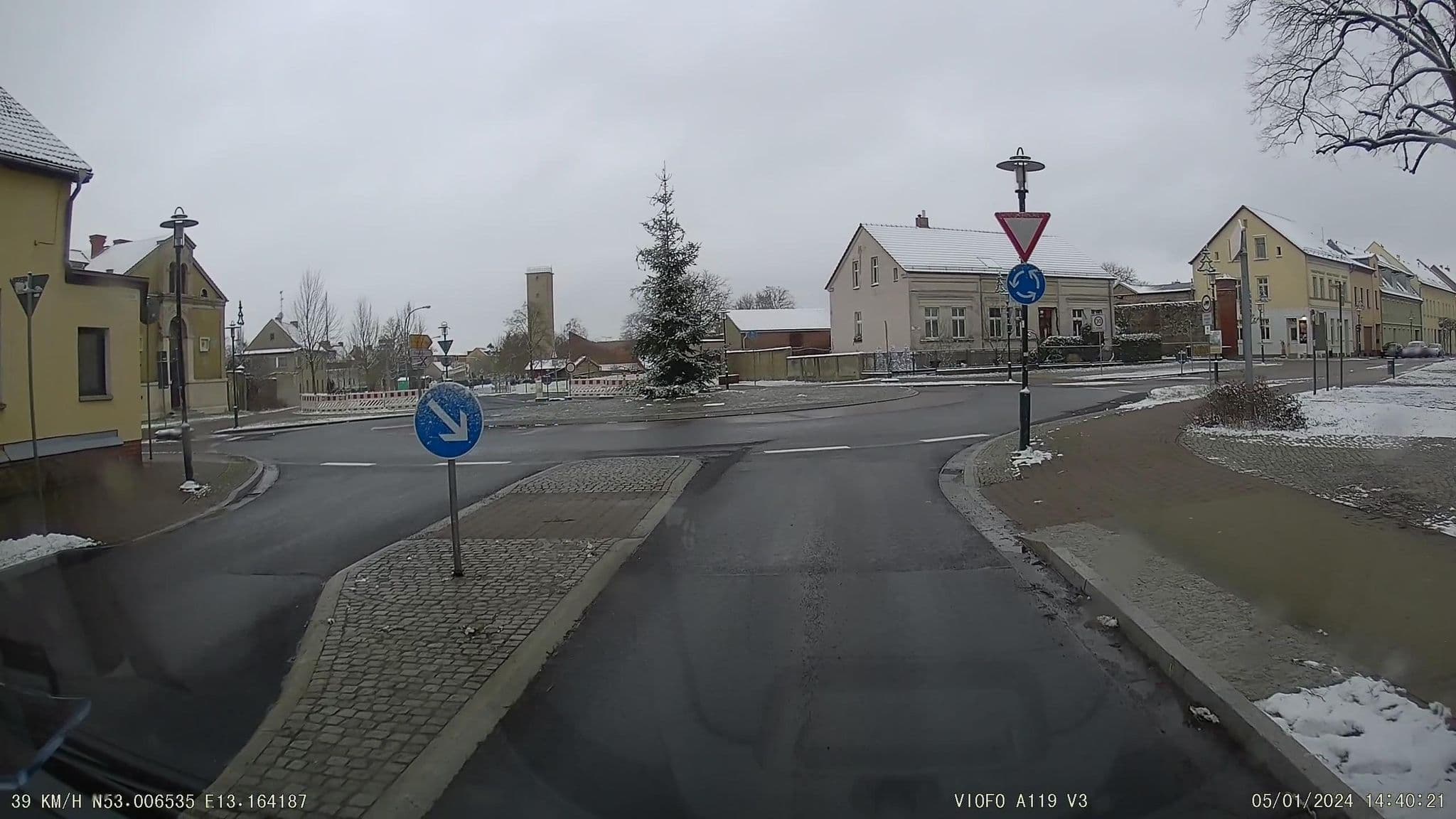 Street view near Steakhaus-Hotel-Pension Lindenhof Hotel, Gransee — © alexander2010 (CC BY-SA · Mapillary)