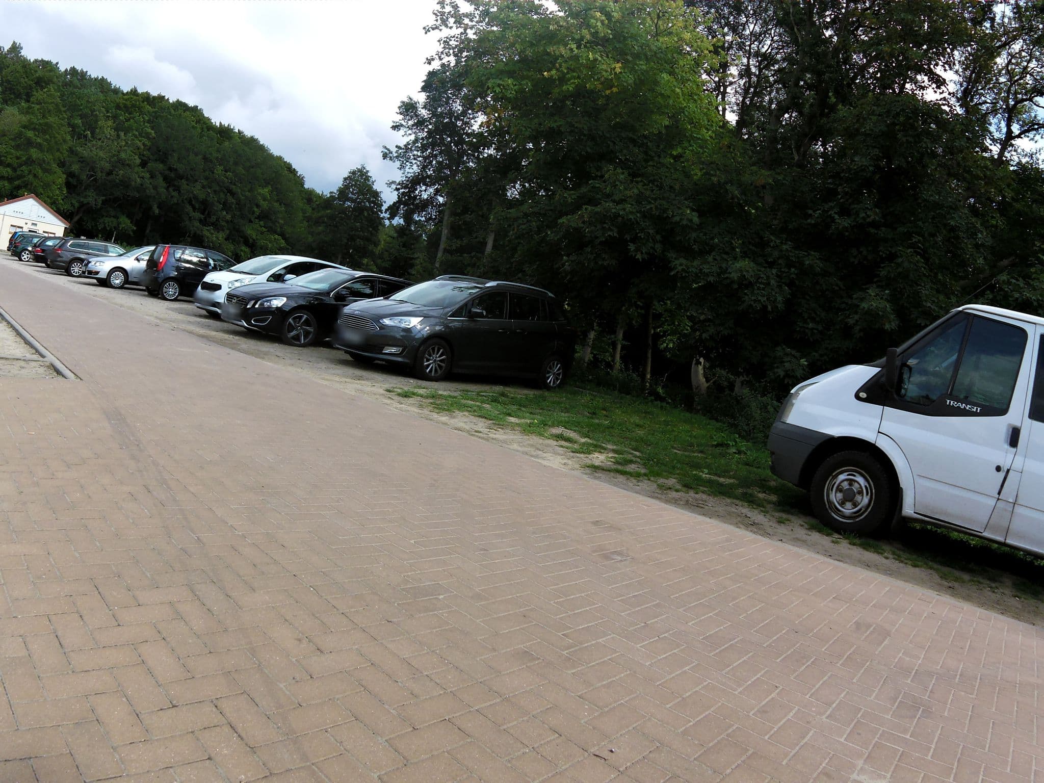 Street view near Kapitänshaus, Loddin — © zoegglmeyr (CC BY-SA · Mapillary)