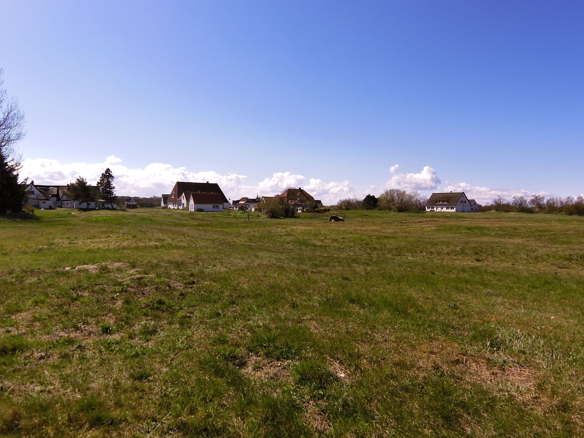 Street view near Heinz-Jürgen Eckhardt, Hiddensee — © zoegglmeyr (CC BY-SA · Mapillary)