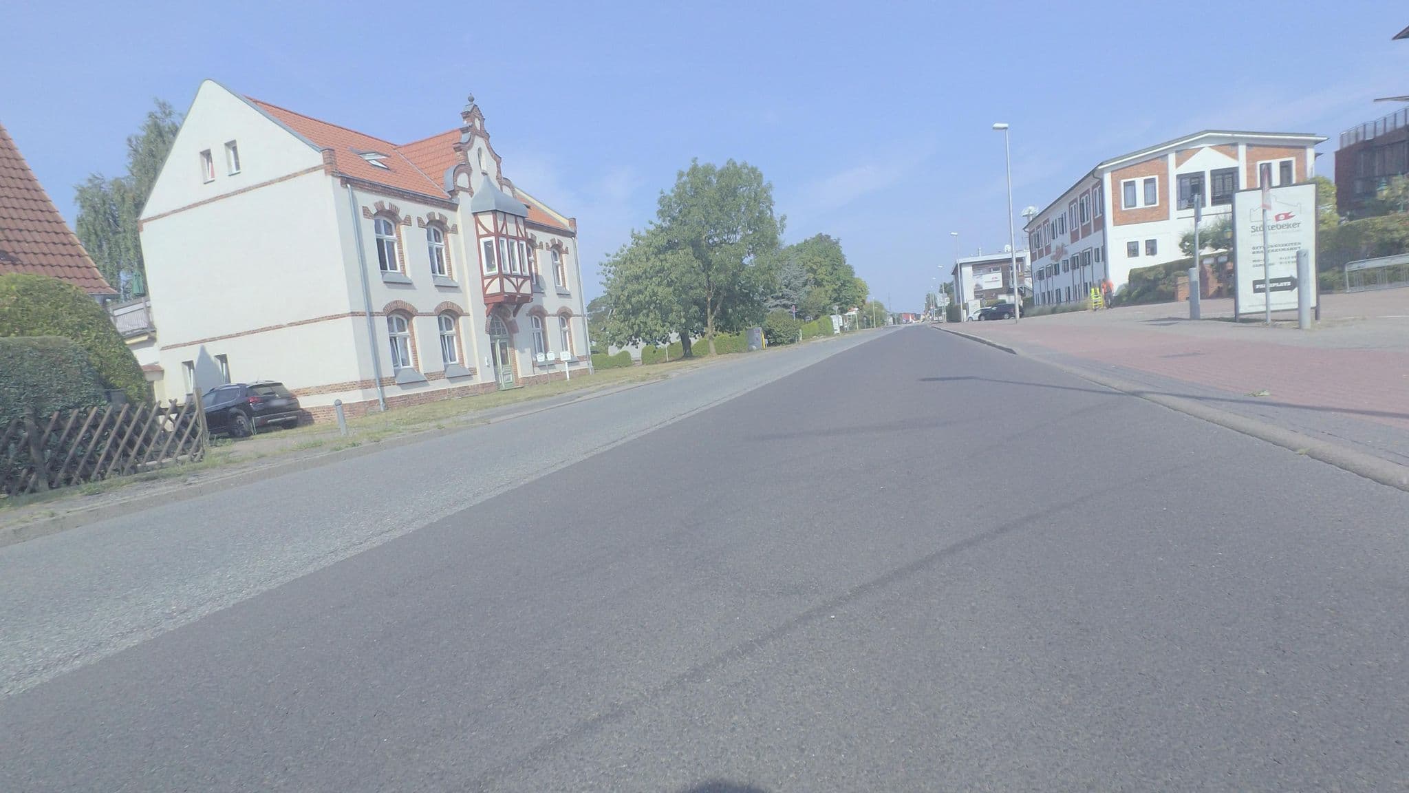 Street view near Pension Am Brauhaus, Stralsund — © britiger (CC BY-SA · Mapillary)