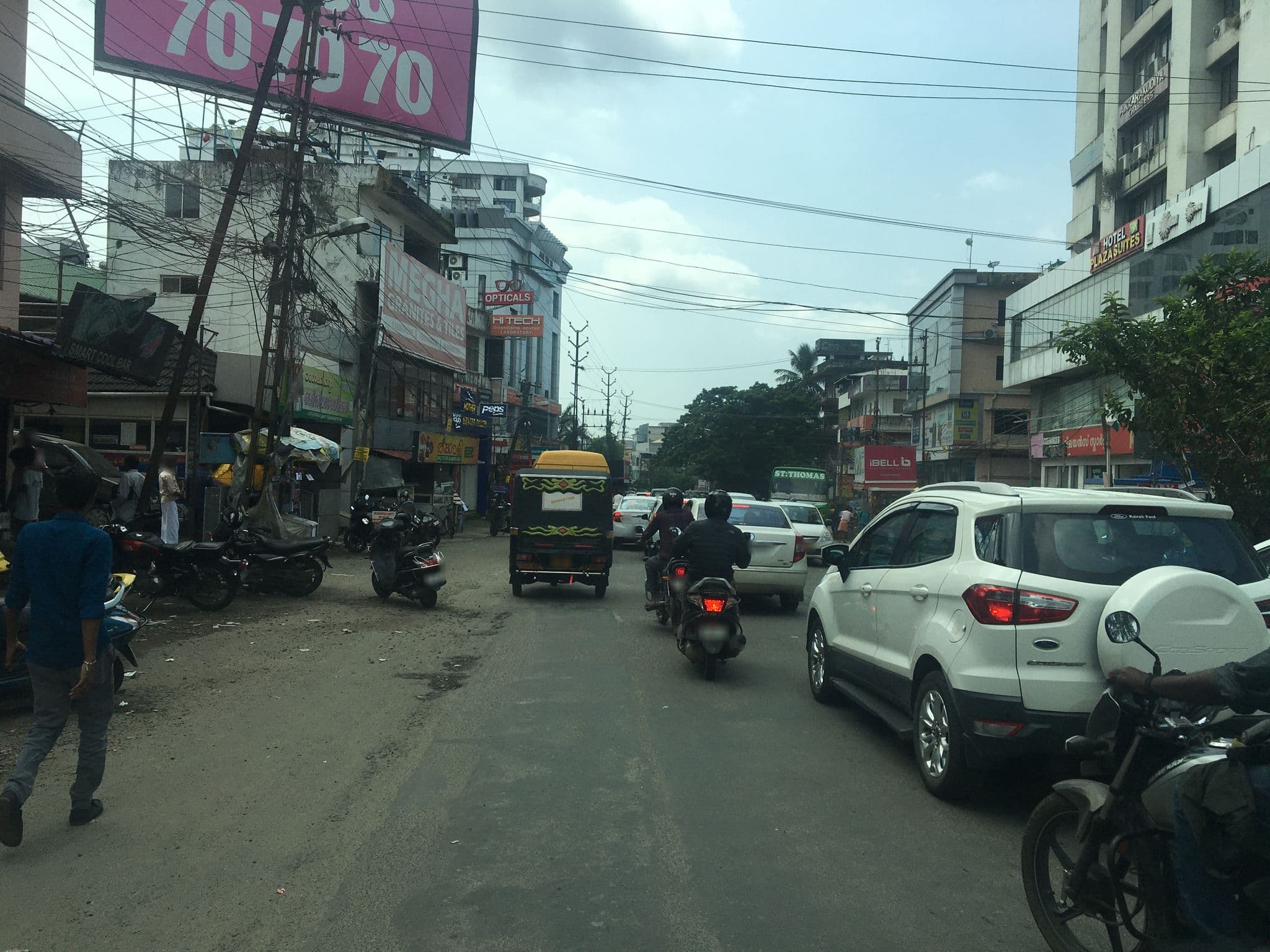Street view near Alankar Tourist Home, Vazhakkala — © livableurbanism (CC BY-SA · Mapillary)