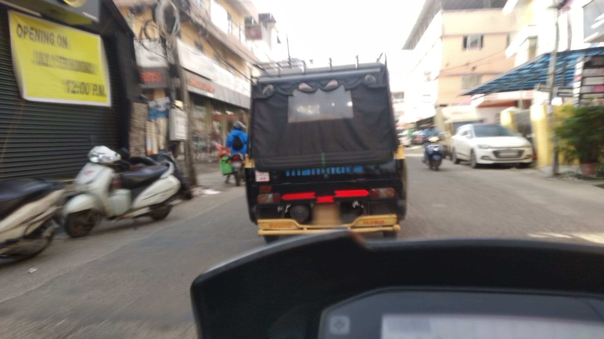 Street view near Room no 304, Vazhakkala — © jothishbabu (CC BY-SA · Mapillary)