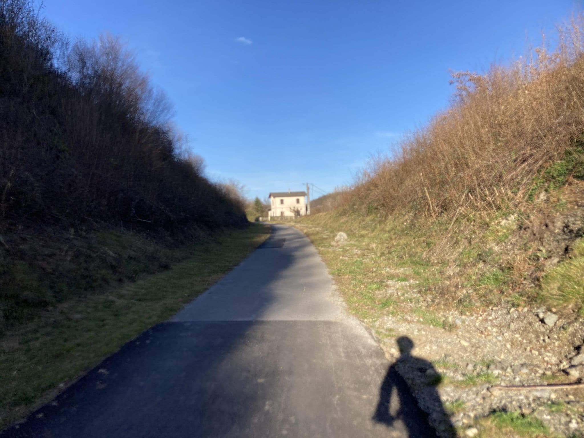 Street view near Hôtel Logis L'Ayguelade, Louvie-Juzon — © maxm64 (CC BY-SA · Mapillary)