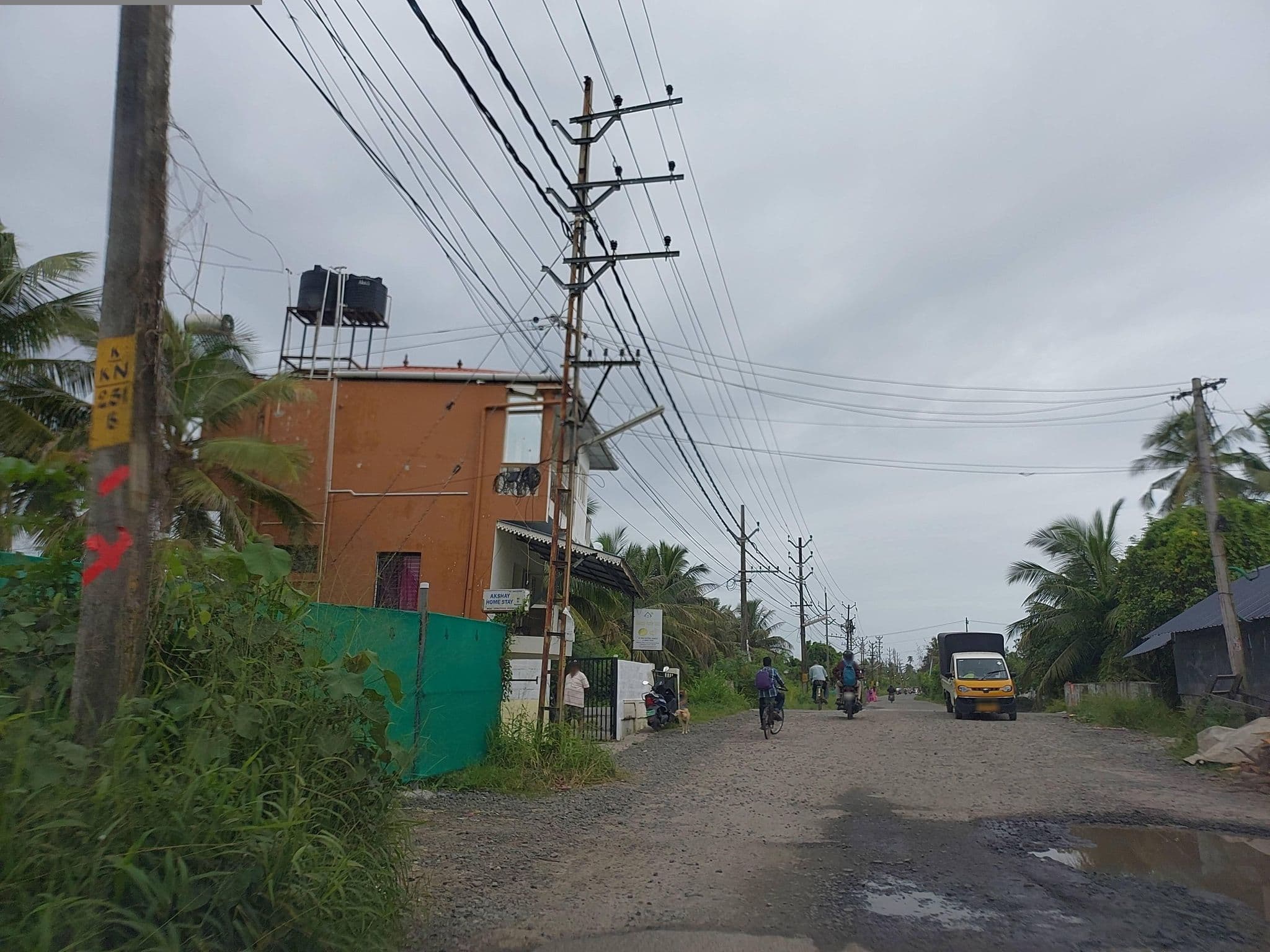 Street view near Akshay Homestay, Kumbalangy — © V15 (CC BY-SA · Mapillary)