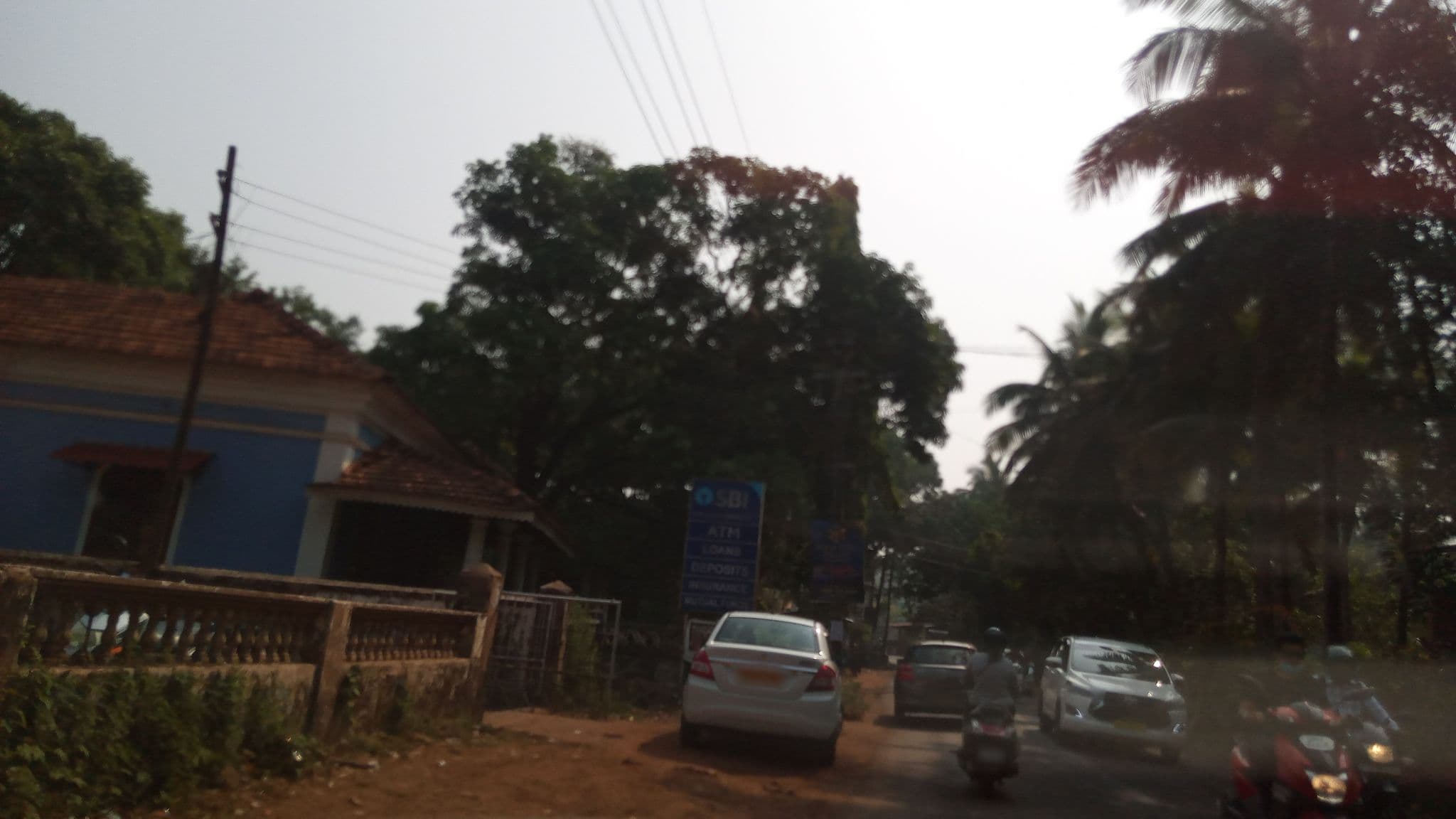 Street view near Lonely Sky Resorts, Saligao — © pradeepbv (CC BY-SA · Mapillary)