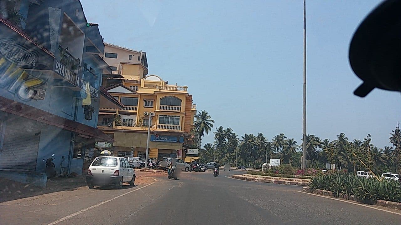 Street view near Menezes House, Taleigao — © rdlf19051985 (CC BY-SA · Mapillary)