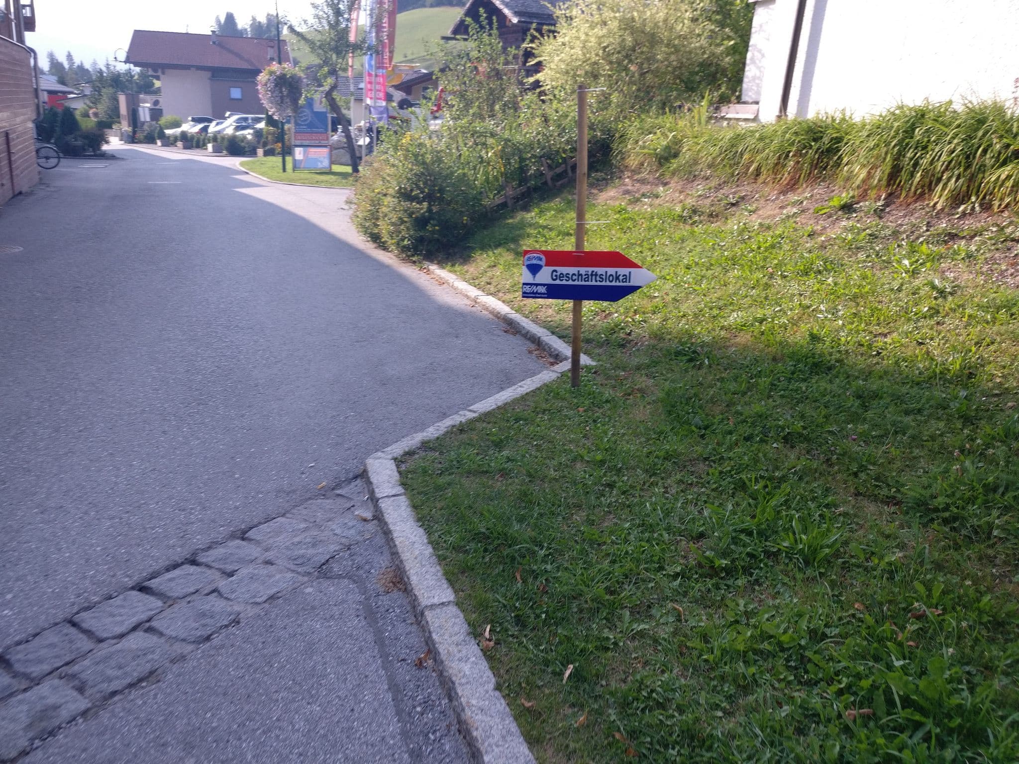 Street view near Gut Wenghof - Family Resort, Werfen — © map_hard (CC BY-SA · Mapillary)